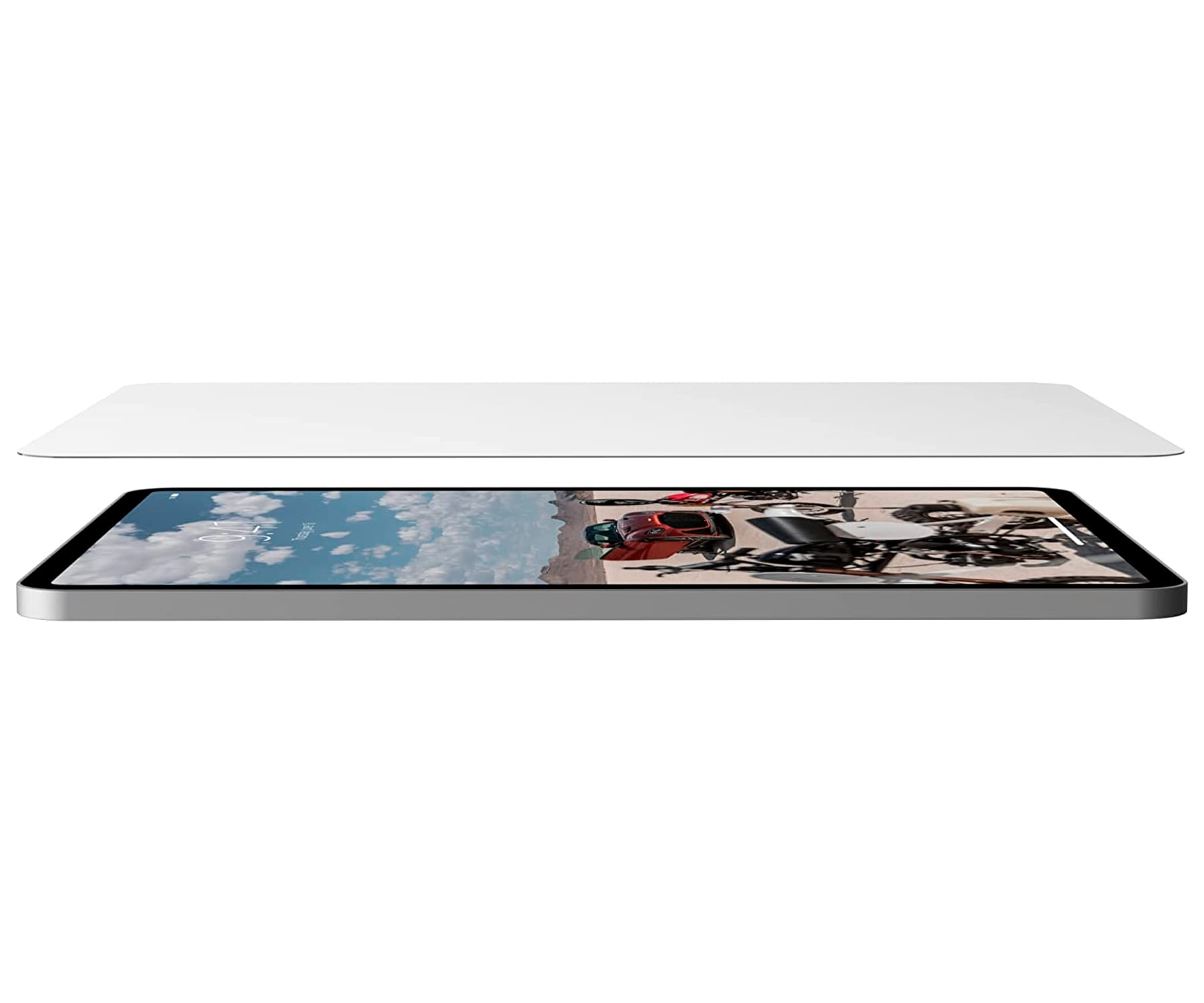 Un tablet con una protezione per lo schermo trasparente sovrapposta.