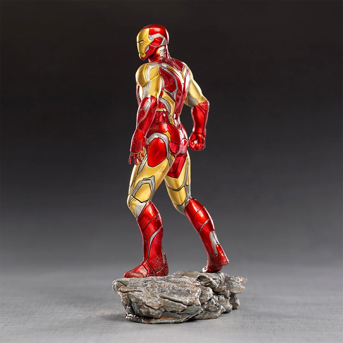 Statue - Ultimate The IRON 1/10 Sammelfigur STUDIOS Avengers Iron Man