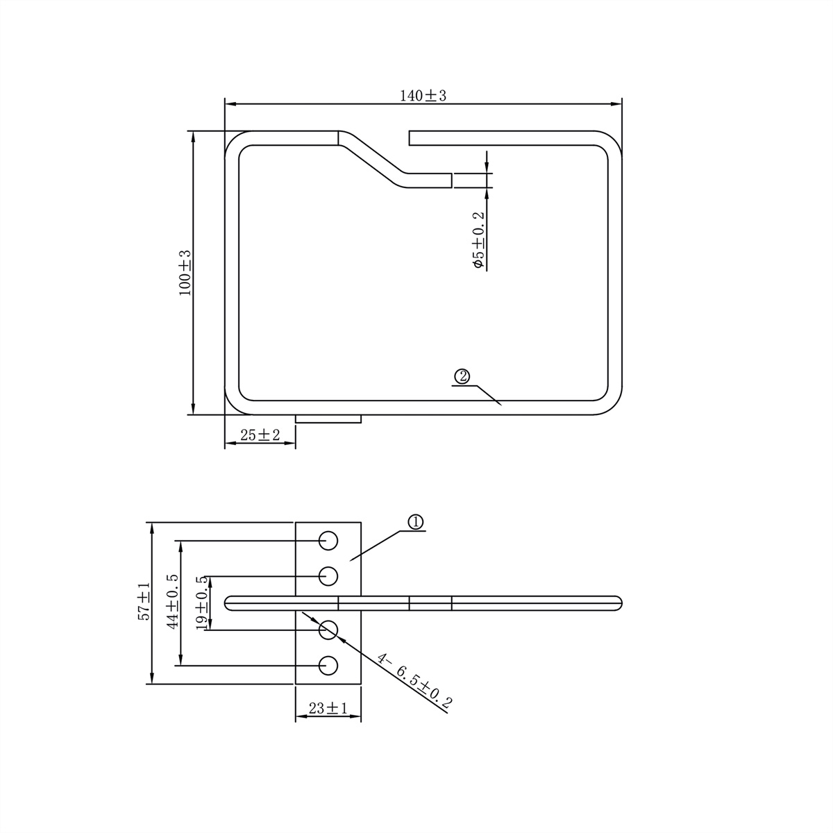 Disegno tecnico con dimensioni di una staffa metallica. Sfondo bianco.