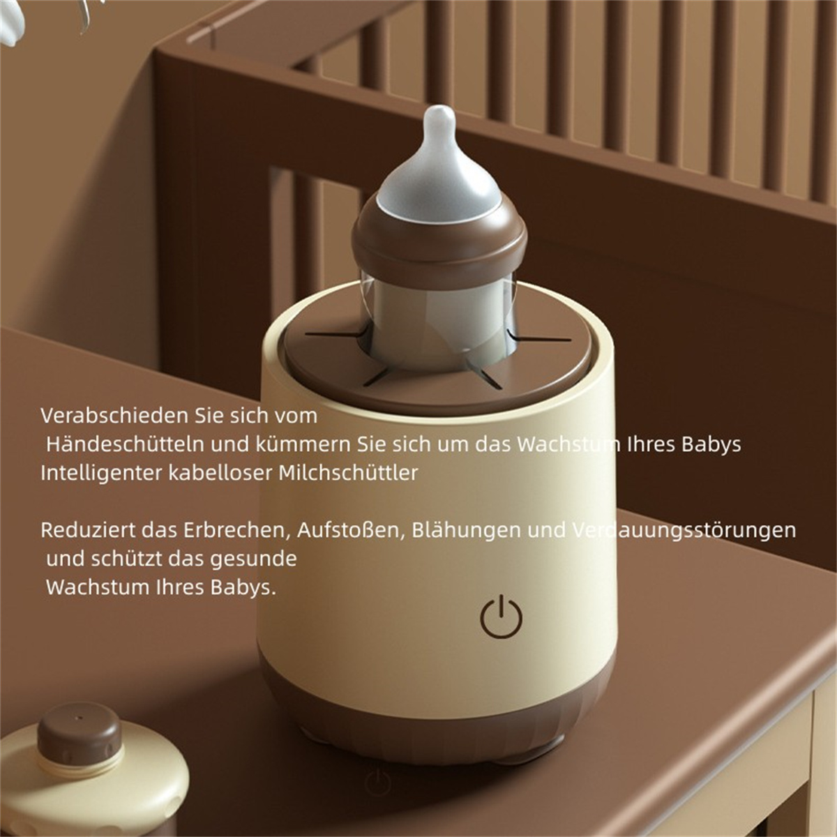 Babyflaschenwärmer mit Flasche darin, auf brauner Oberfläche.