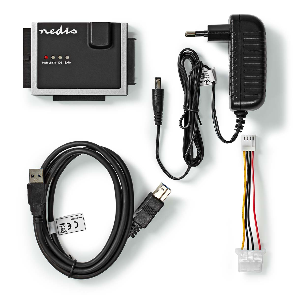 Componenti elettronici: adattatore, cavo USB e adattatore SATA con spie.