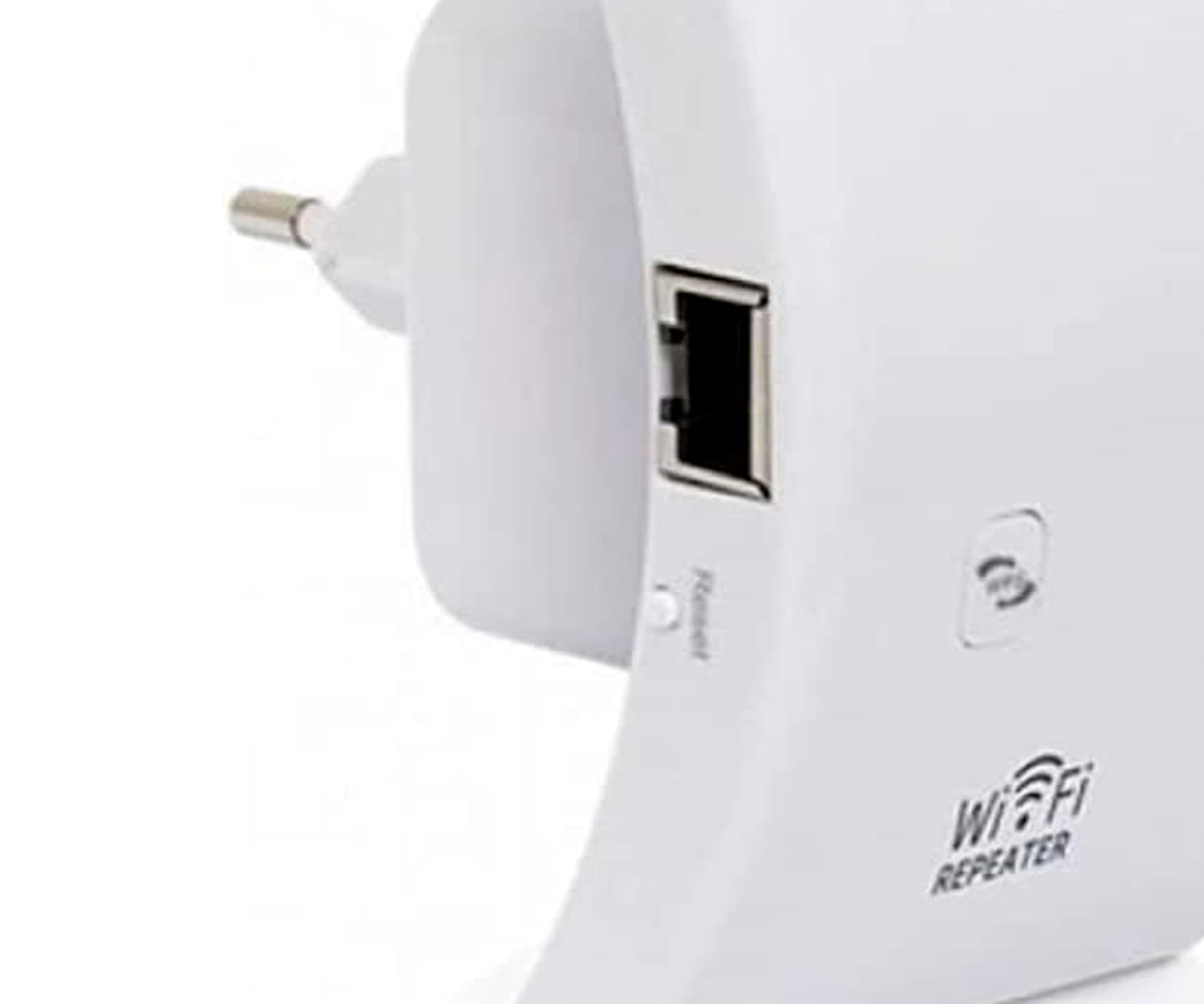 Repetidor WiFi blanco con puerto USB y botón de reinicio. Enchufe en el extremo.