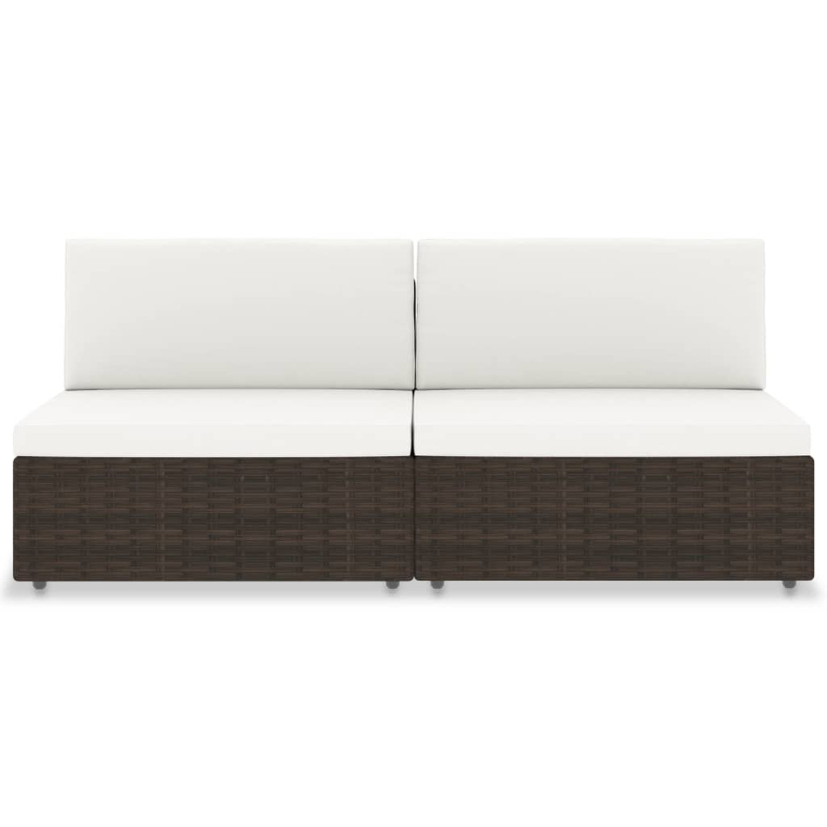 Braunes und weißes Outdoor-Ecksofa. Verfügt über einen gewebten braunen Sockel und weiße Kissen.