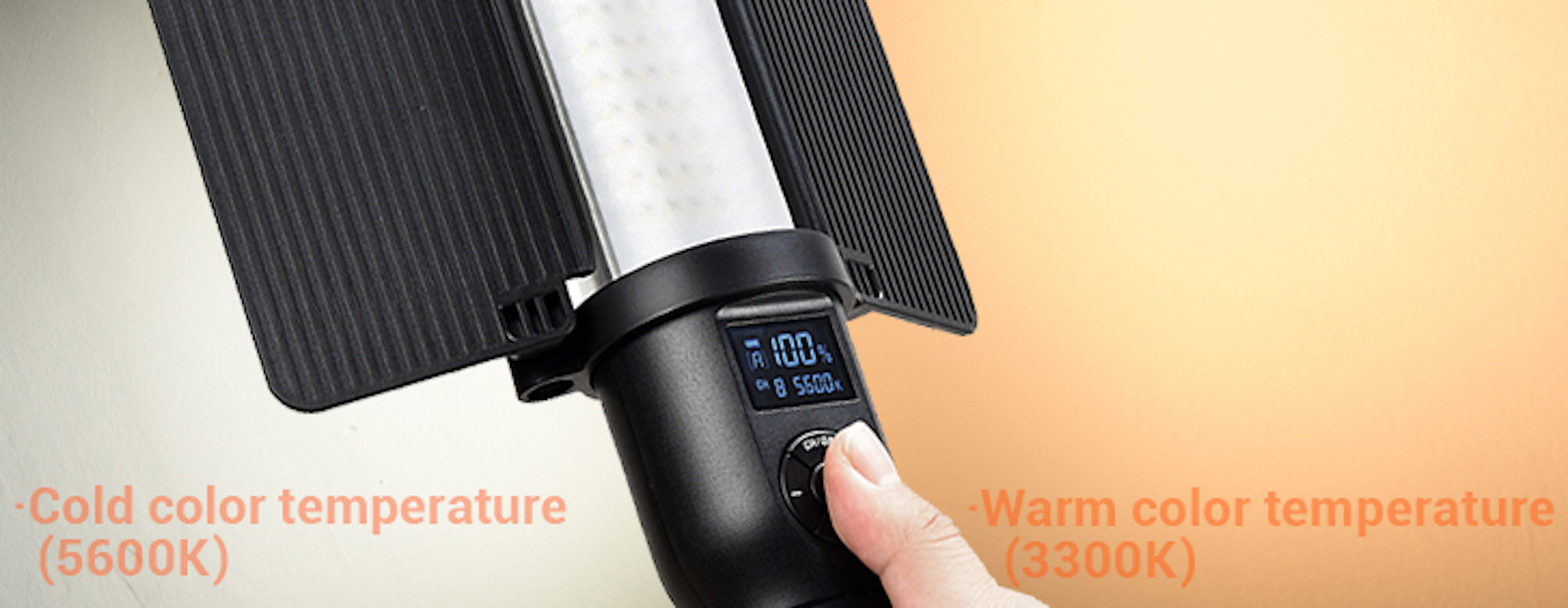 Une lumière LED avec écran affichant les réglages. Main appuyant sur un bouton. Texte : Température de couleur froide et chaude.