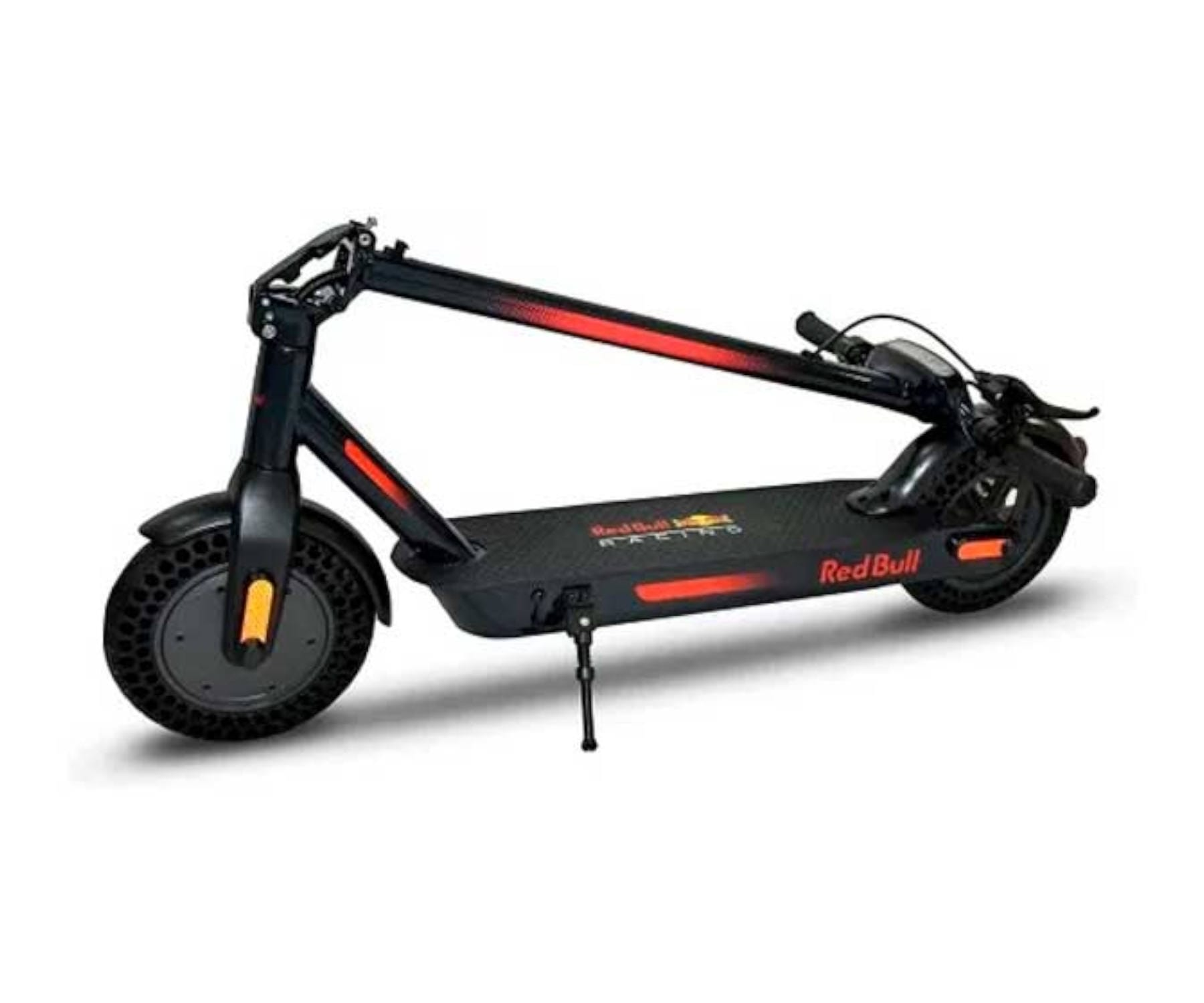 Uno scooter elettrico Red Bull Racing nero e rosso su sfondo bianco, vista laterale.