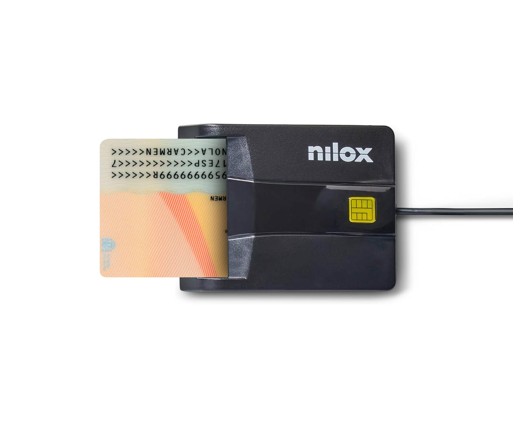 Lector de tarjetas negro con tarjeta insertada. Logotipo de Nilox. Fondo blanco.