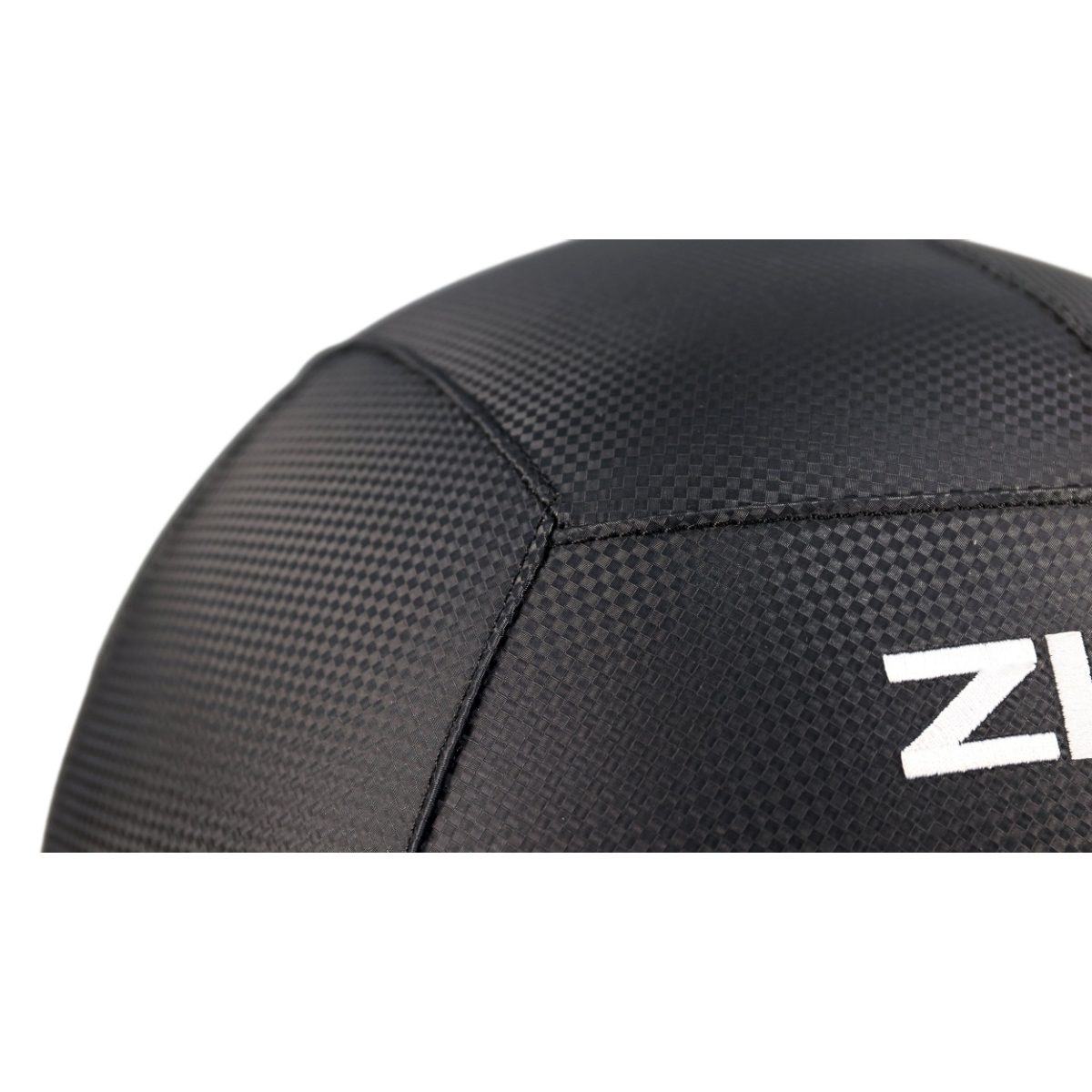 Nahaufnahme eines schwarzen, strukturierten Medizinballs mit Nahtdetails.