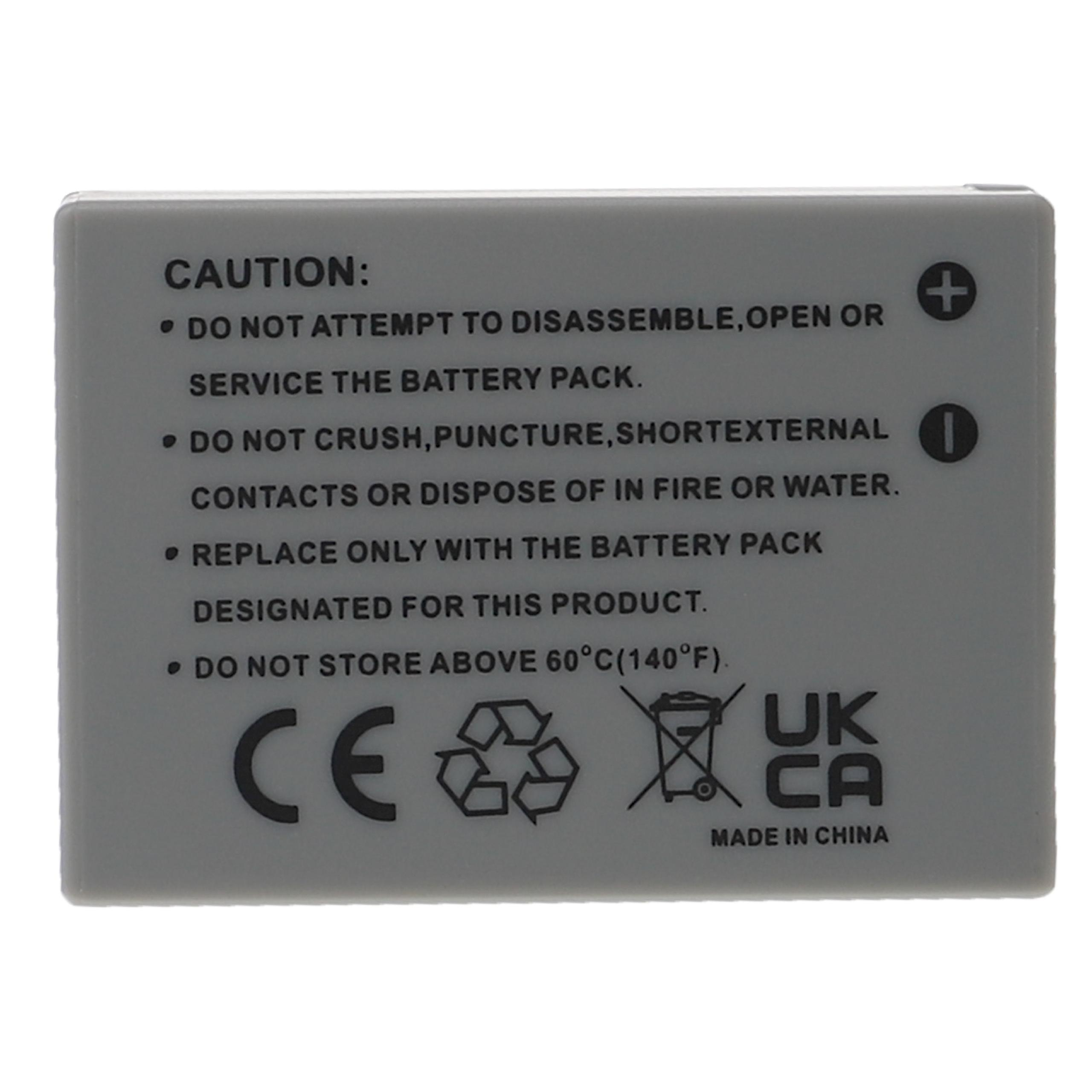 Eine graue Batterie mit Vorsichtshinweis. Sie hat einen weißen Hintergrund und mehrere Symbole.