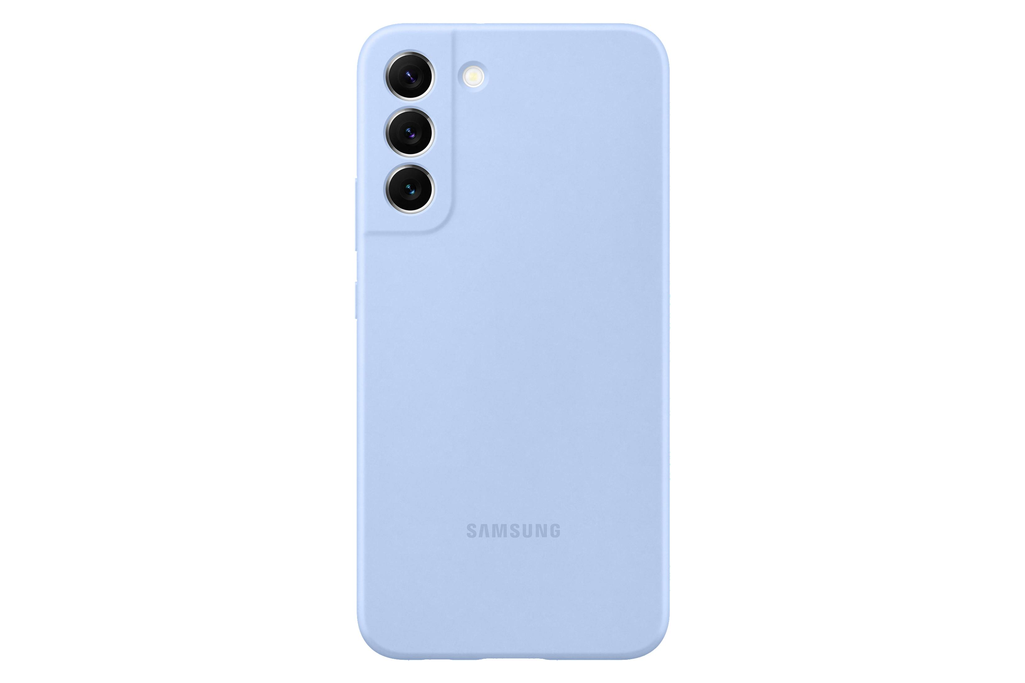 Custodia blu chiaro per telefono con ritagli per fotocamera. Logo Samsung. Sfondo bianco.