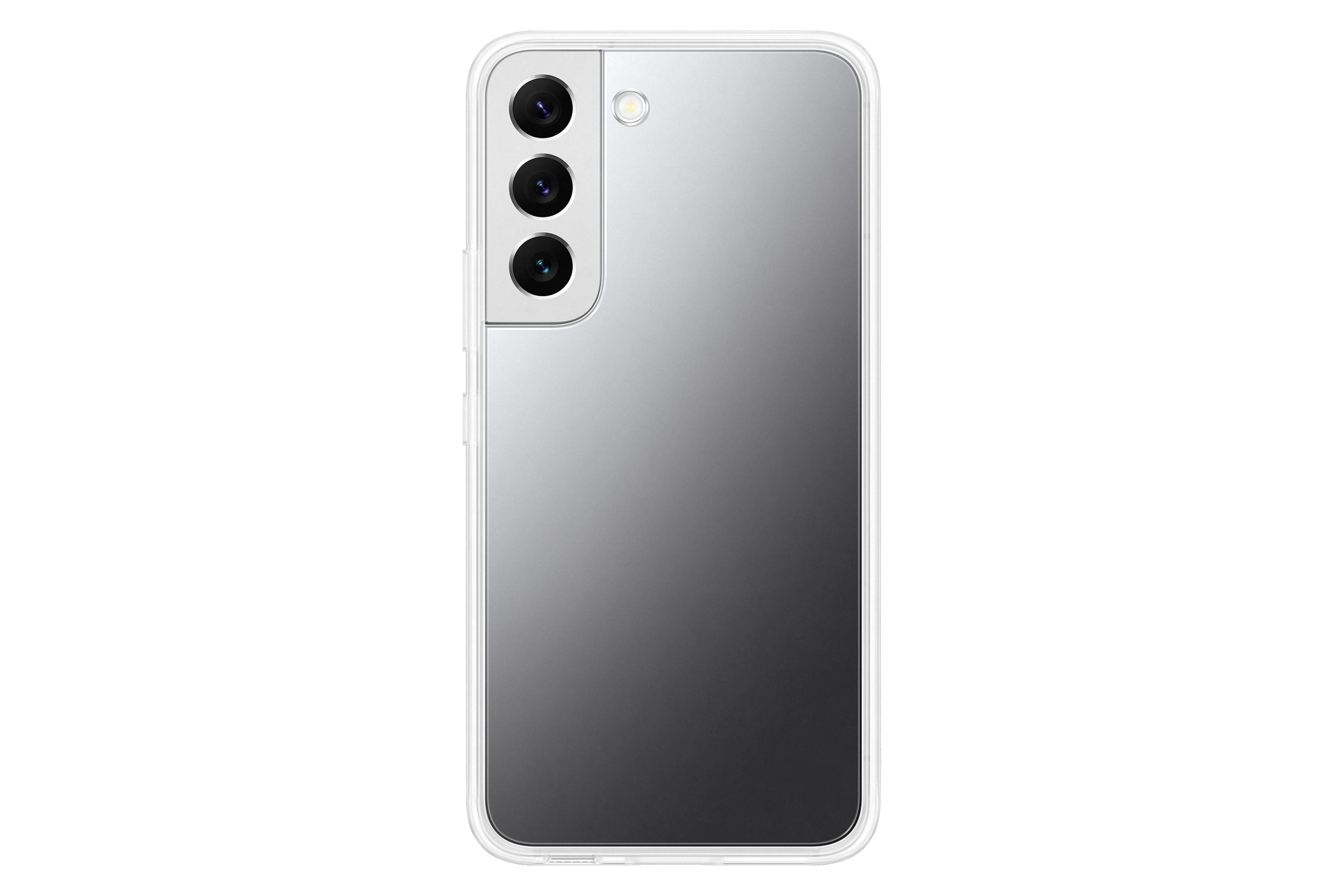 Un teléfono con una funda transparente. La parte trasera del teléfono es espejada, reflejando la luz. Tiene tres cámaras.