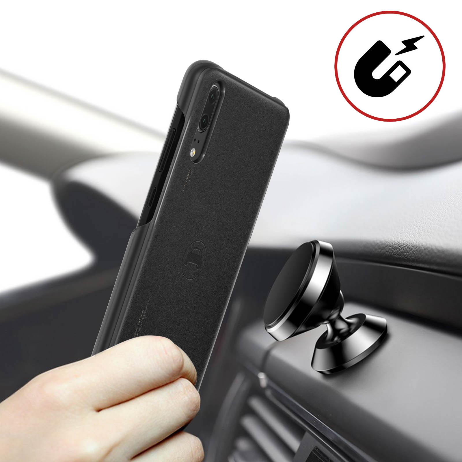 Teléfono en una funda sujeto al salpicadero del coche con soporte magnético.