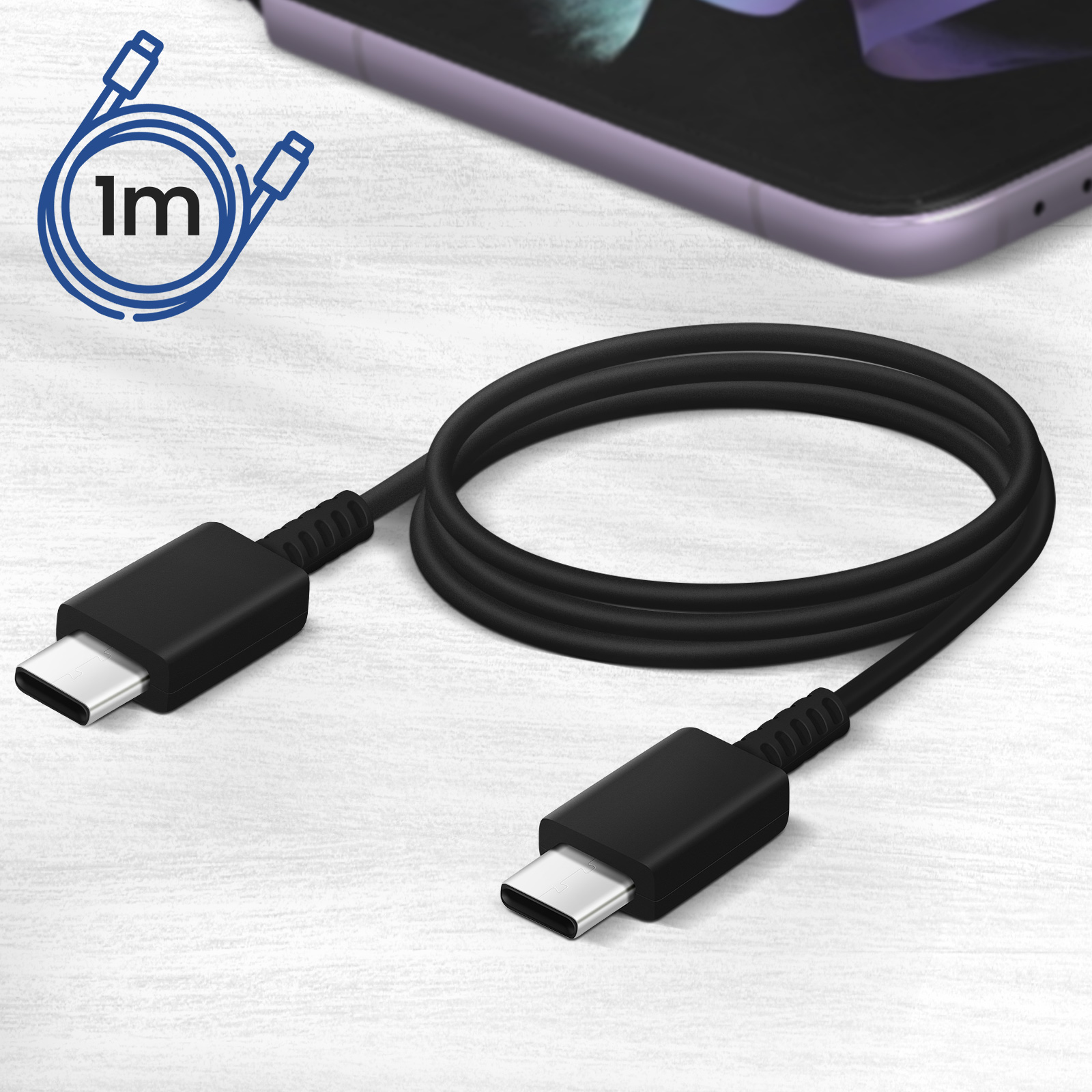Cavo USB-C nero, un metro, collega telefono e caricabatterie.