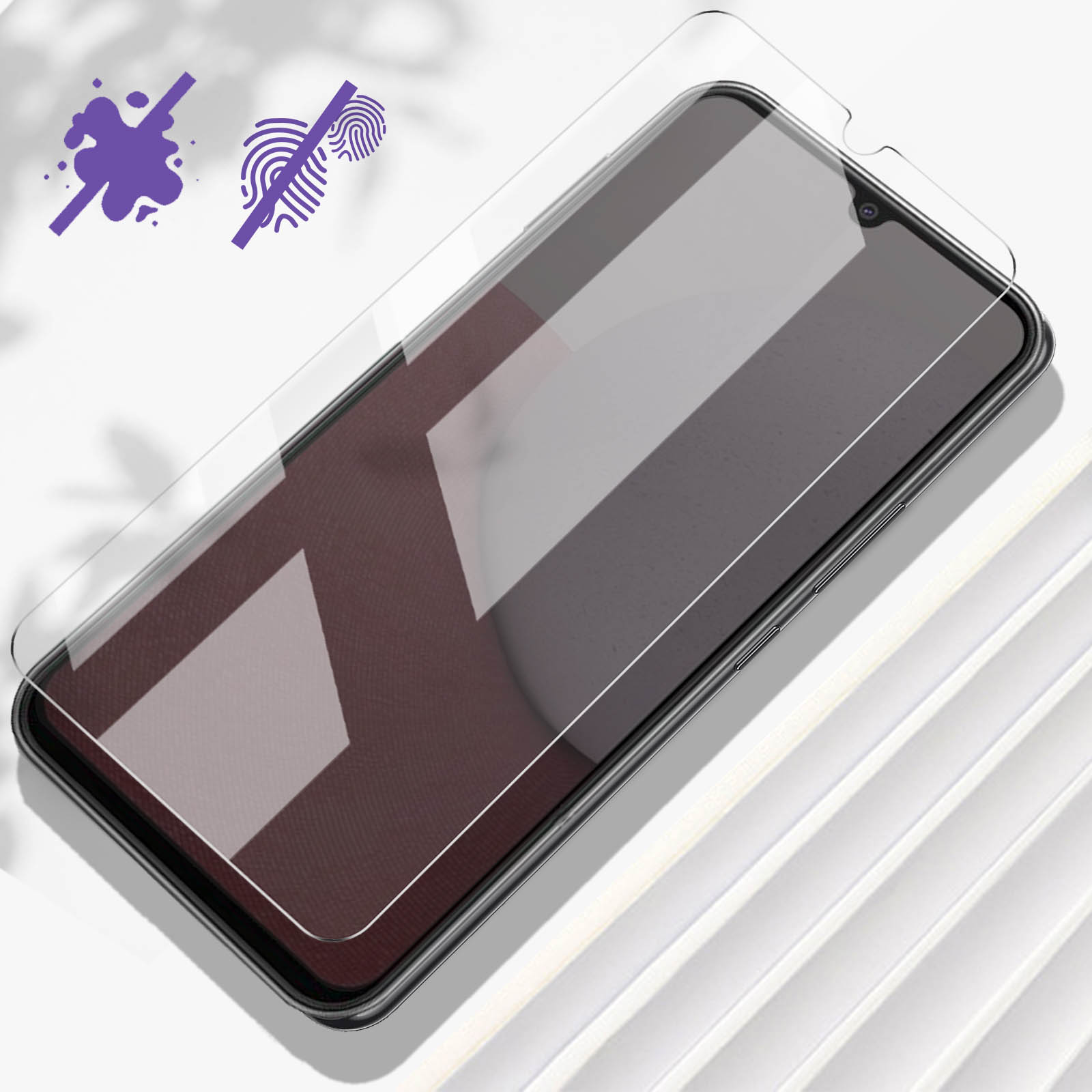 Telefoon met een schermbeschermer erop. Het scherm reflecteert het licht.
