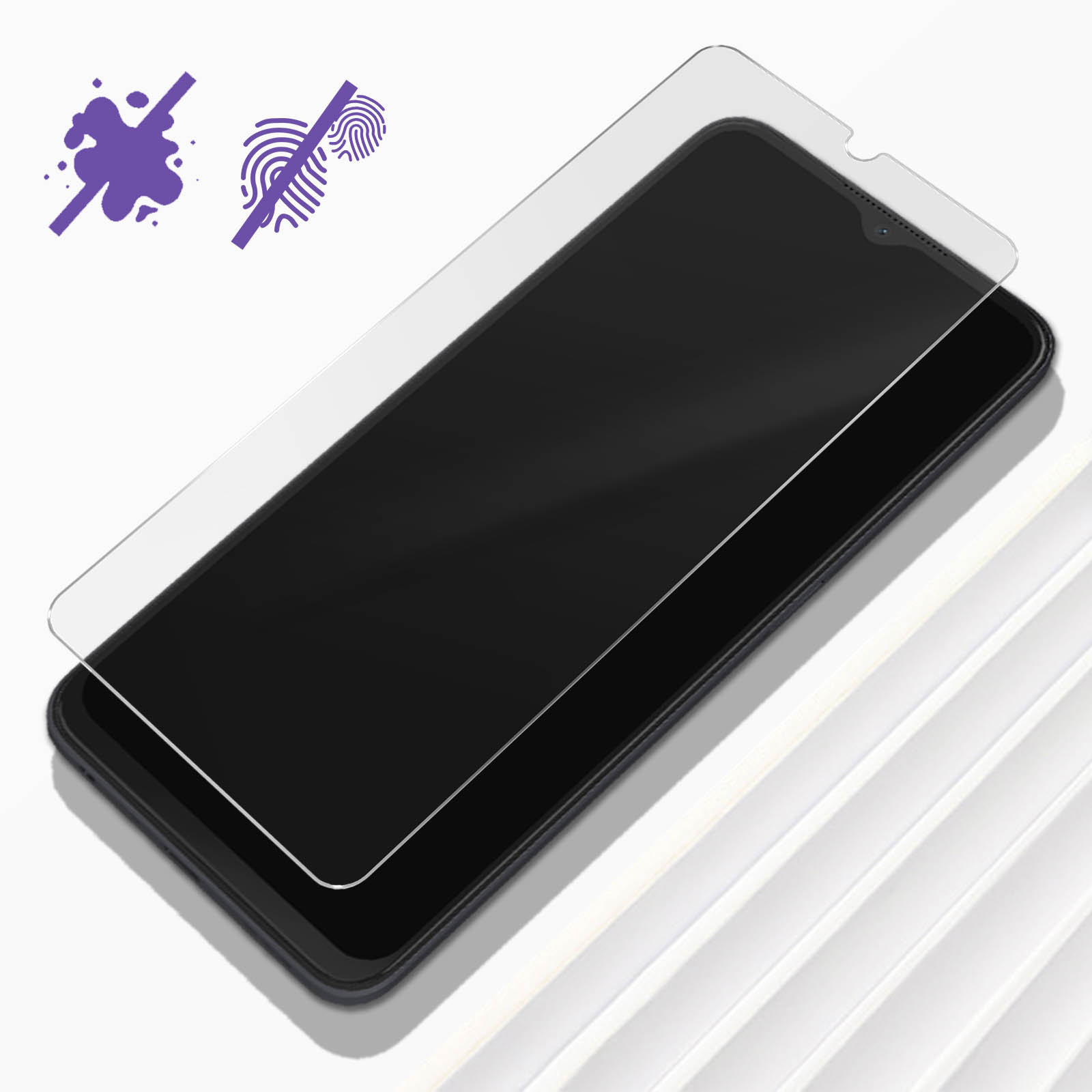 Un téléphone noir avec un protecteur d'écran appliqué, avec des symboles indiquant la résistance aux taches et aux empreintes digitales.
