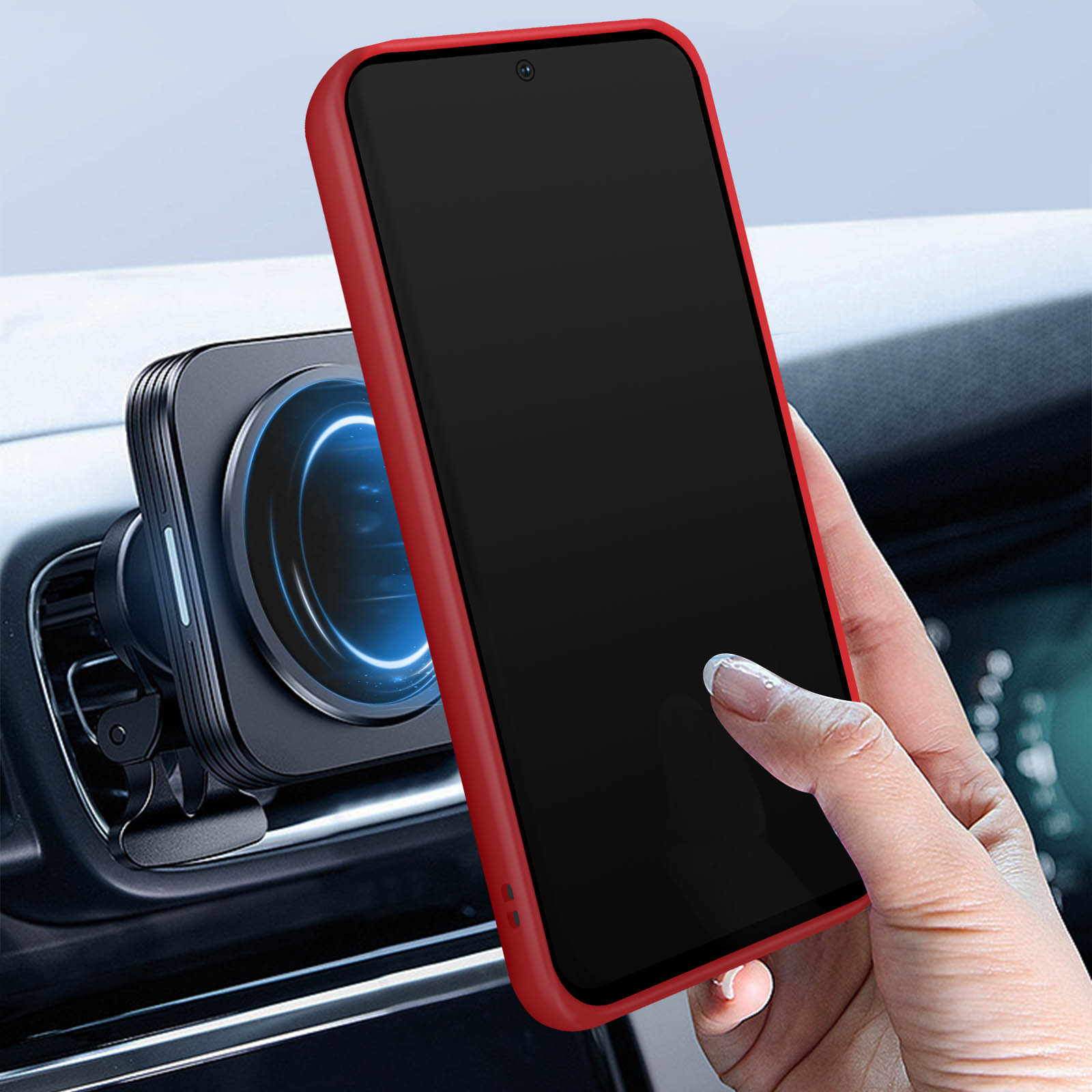 Mano che tiene un telefono rosso con custodia. Supporto auto a sinistra. Schermo nero.