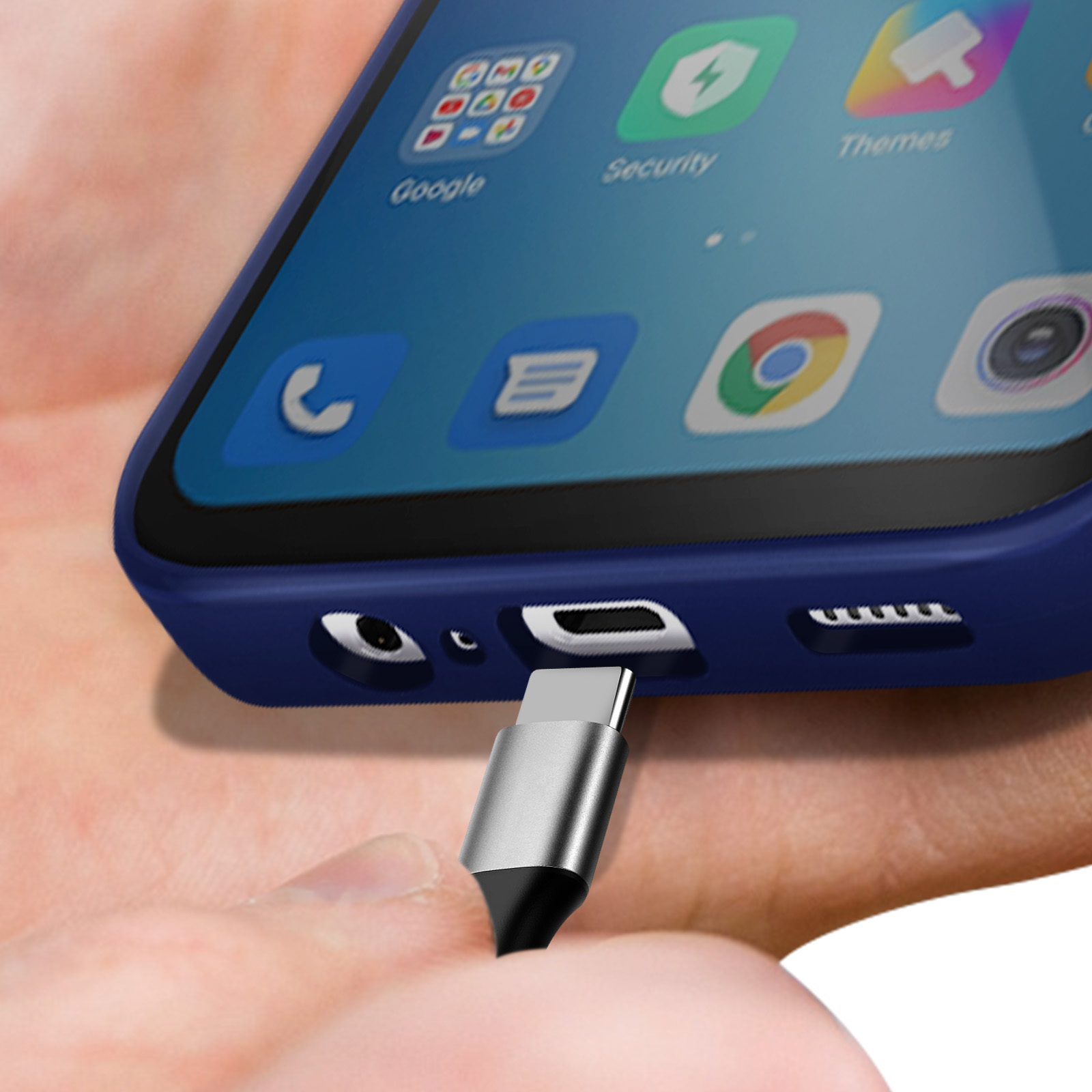 Mano sosteniendo un teléfono con un cable USB-C conectado.