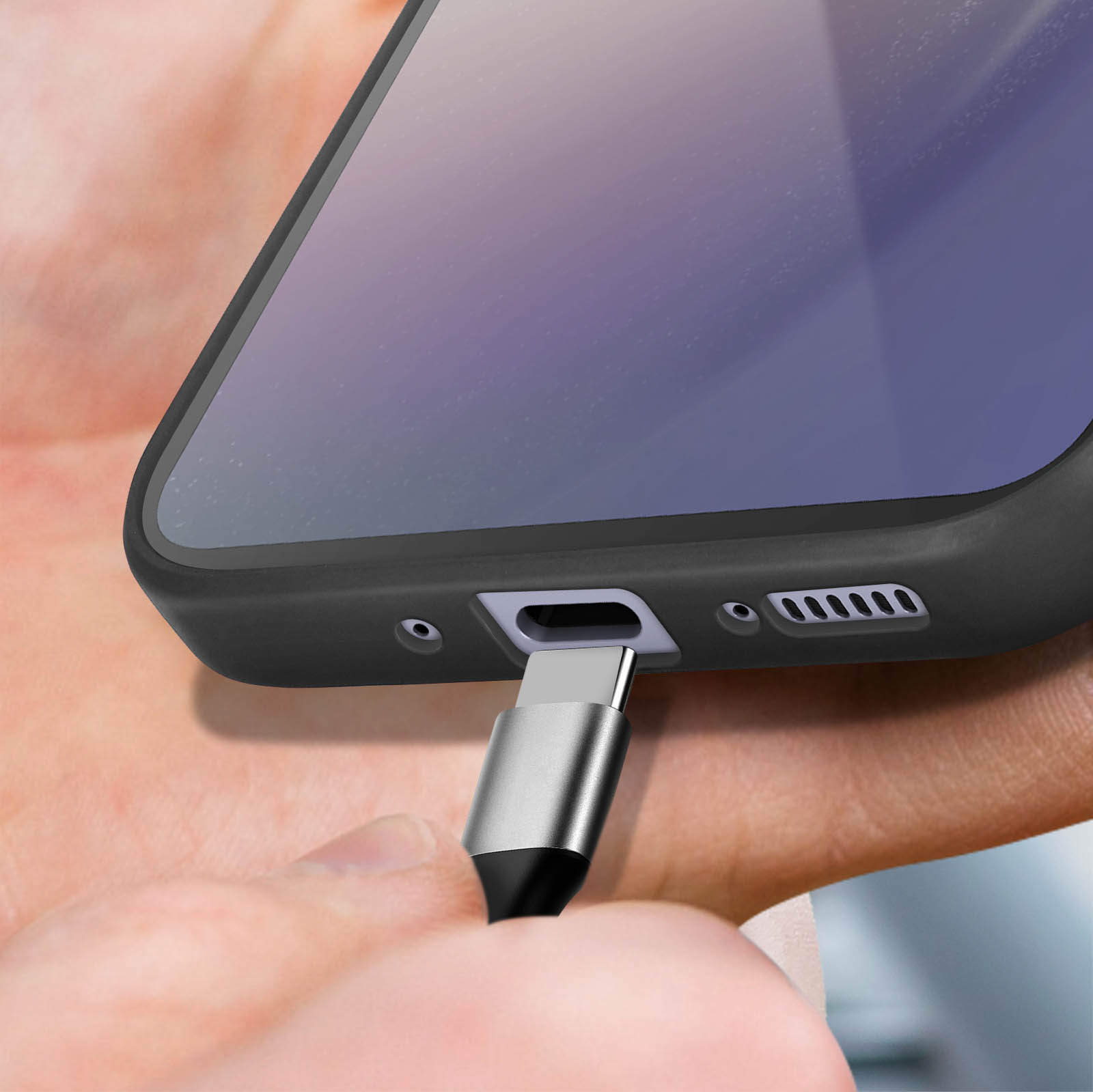 Un telefono in carica con un cavo USB-C.