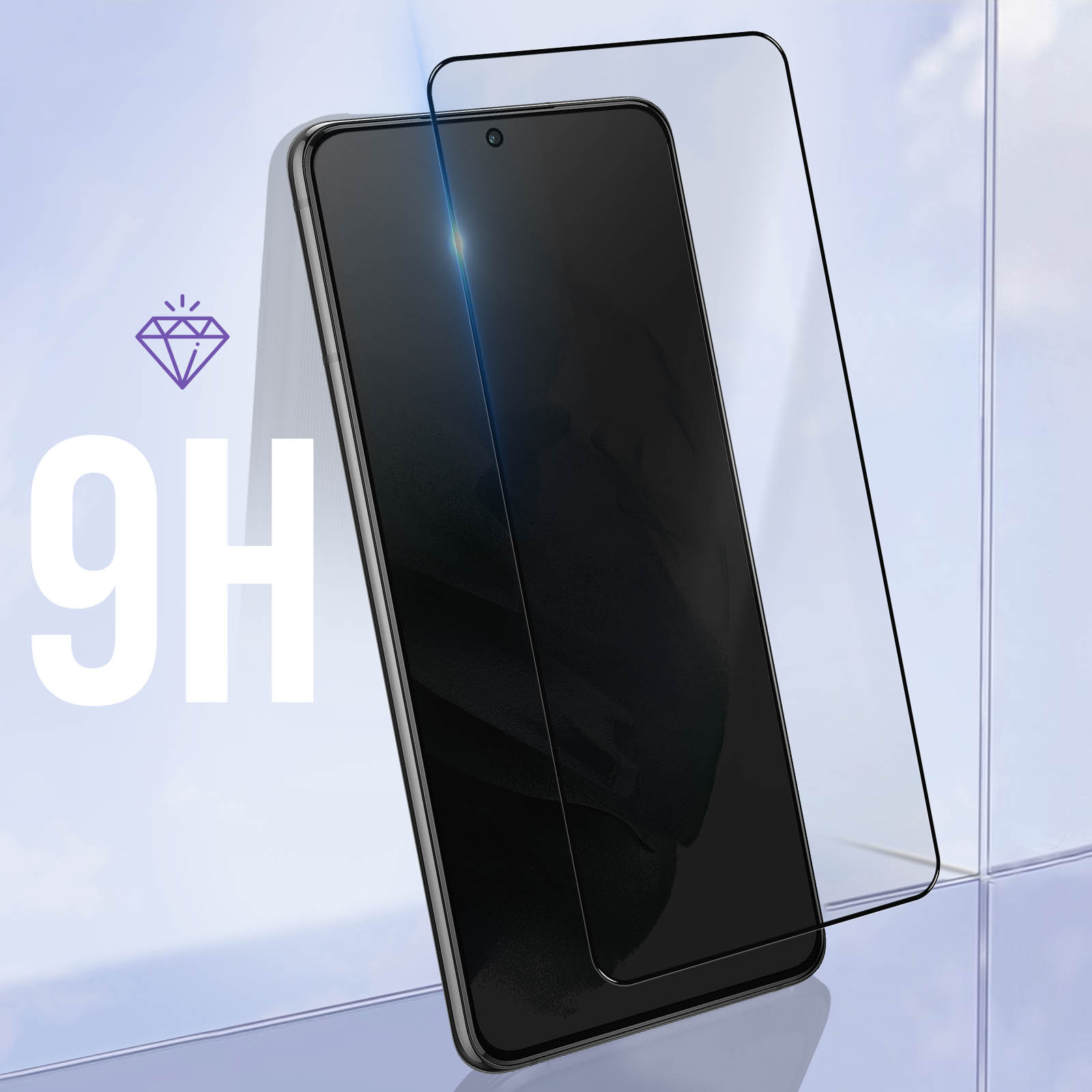 Un telefono con protezione schermo. Testo: 9H e un diamante. Lo sfondo è una sfumatura bianca e blu.