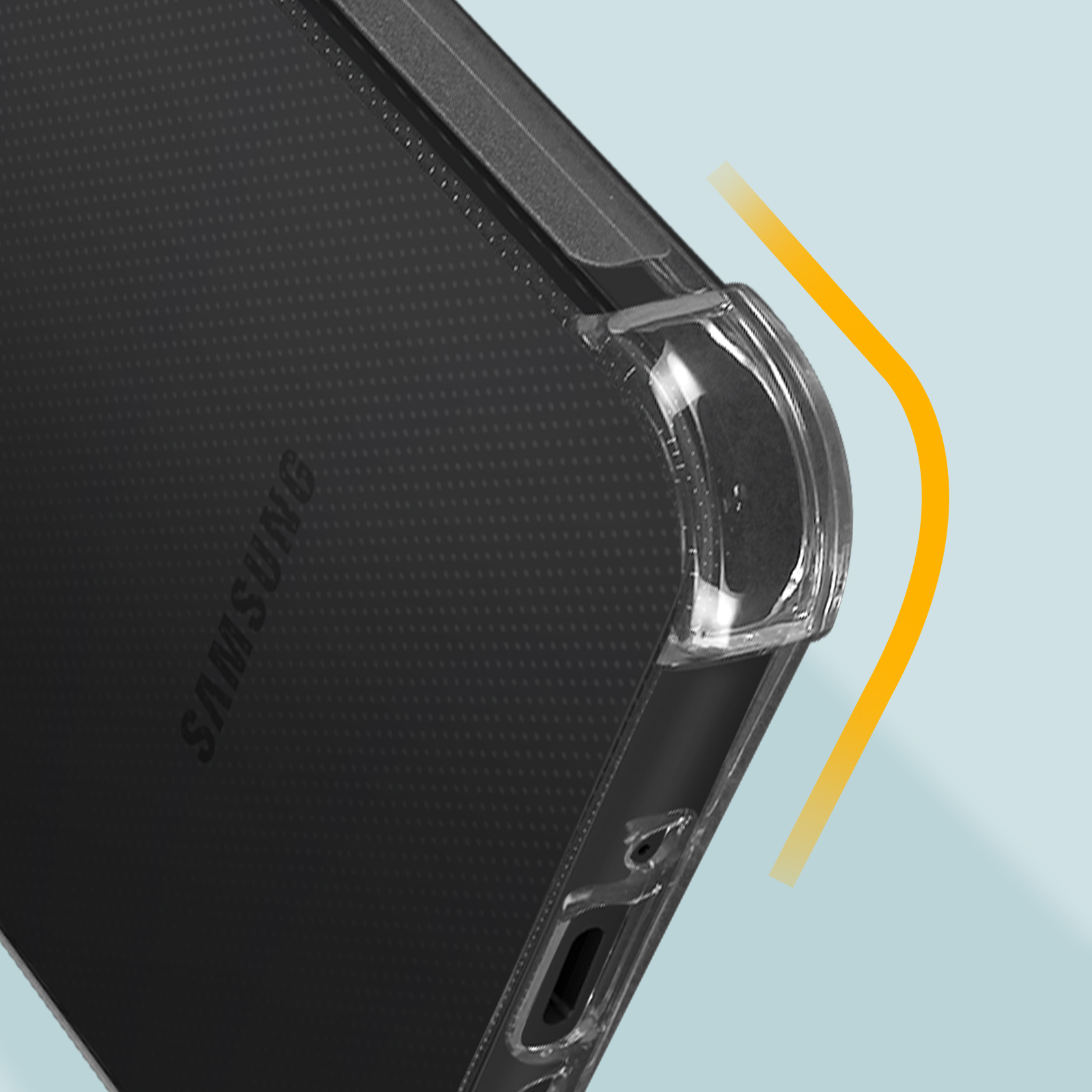 Gros plan d'un coin de coque de téléphone transparent protégeant le téléphone, sur fond bleu.