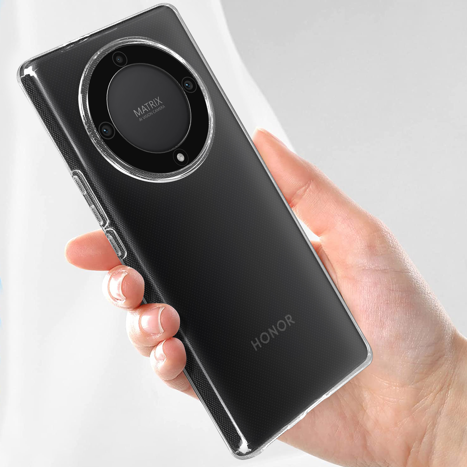 Schwarzes Telefon in einer transparenten Hülle, gehalten in einer Hand. Rückseite mit Kamera und HONOR.