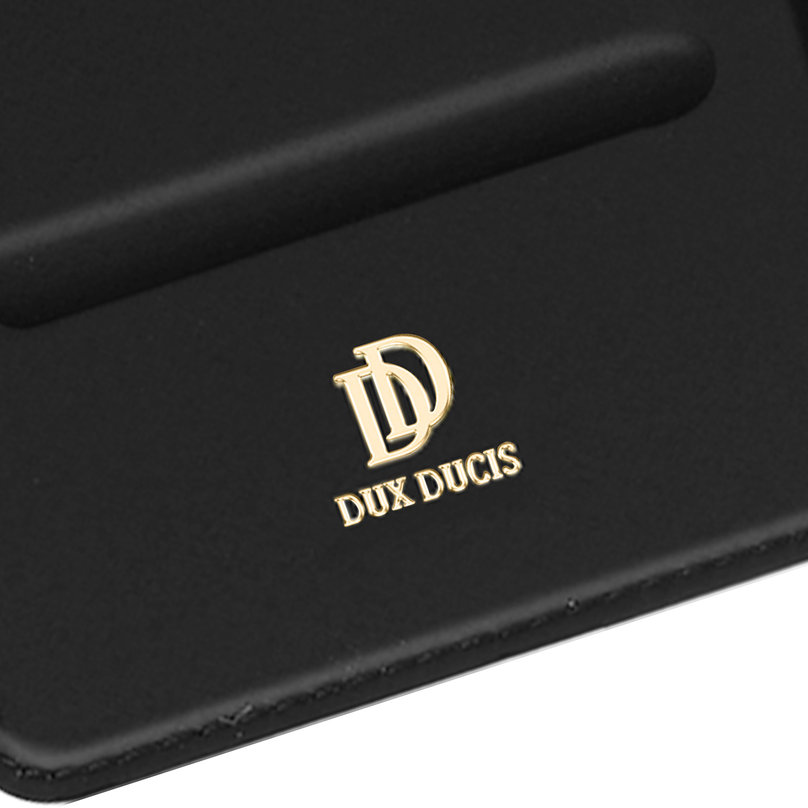 Una custodia per telefono nera con il logo dorato 'DUX DUCIS'.