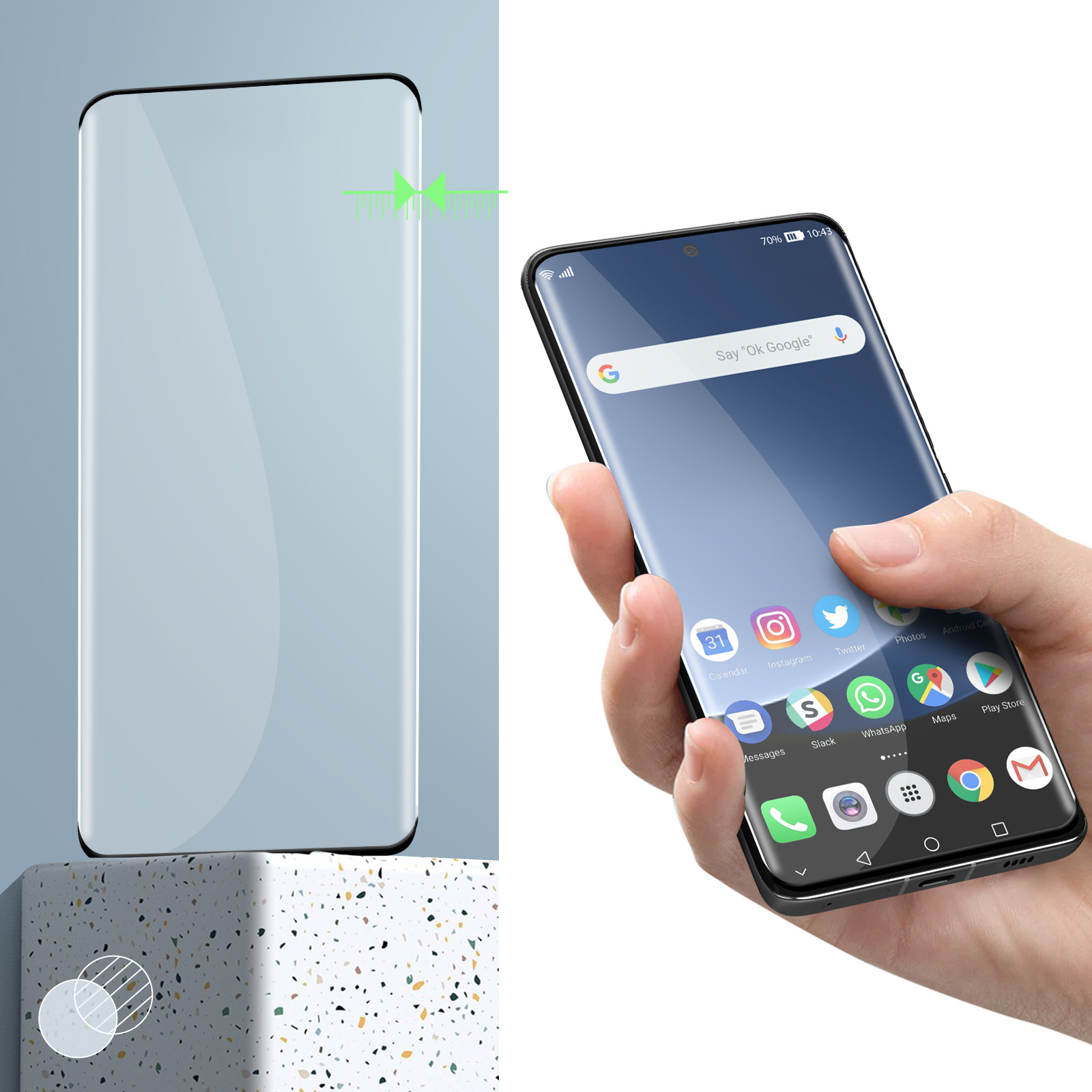 Telefono con protezione schermo, tenuto in mano. Sfondo bianco e grigio.