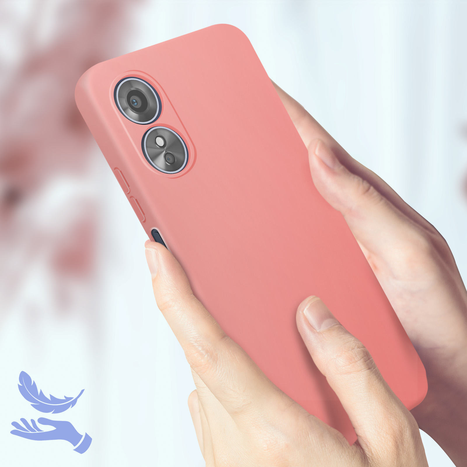 Custodia per telefono color pesca tenuta tra le mani. Il telefono ha due fotocamere e un retro curvo.