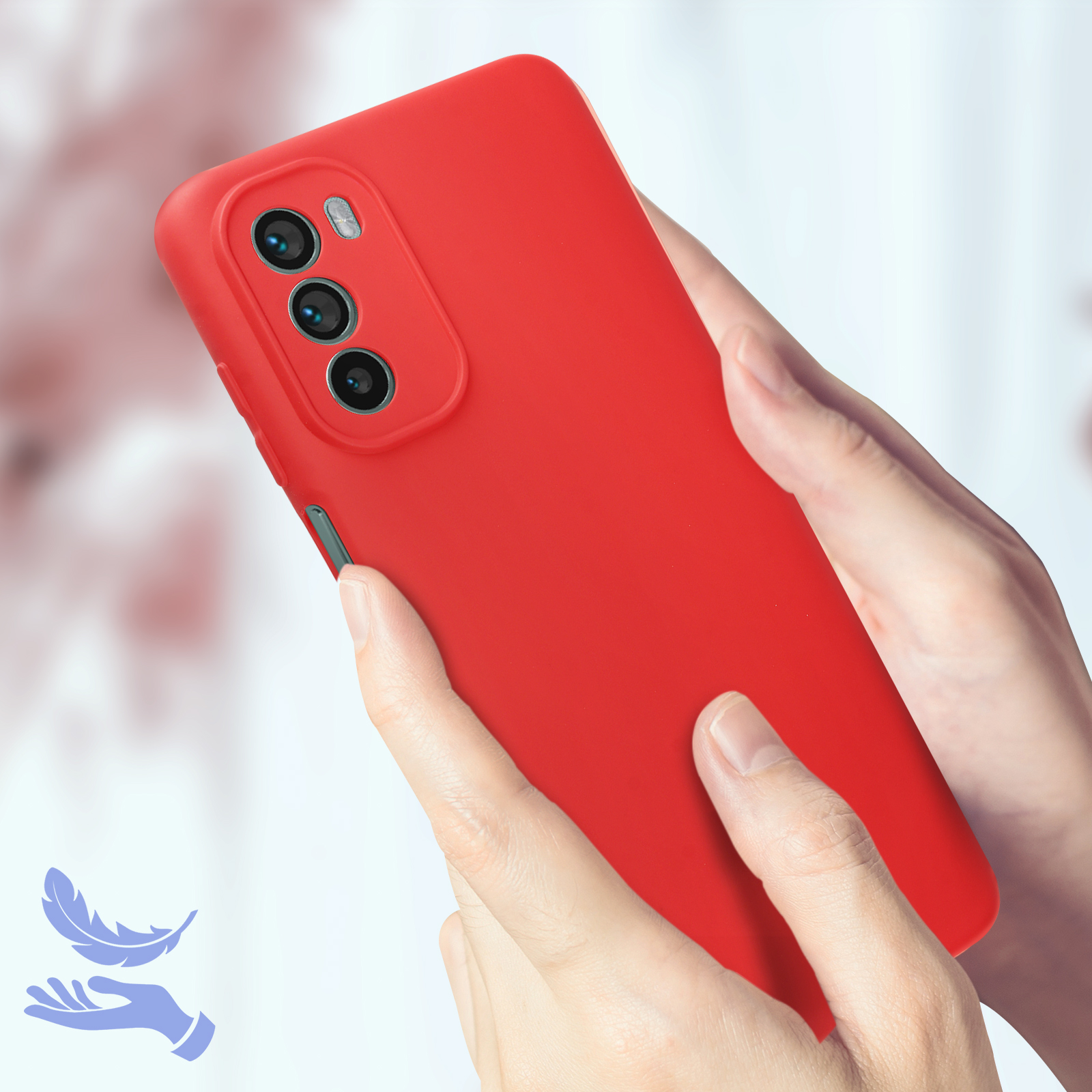 Una mano che tiene una custodia per telefono rossa. La custodia ha ritagli per la fotocamera e una superficie liscia.