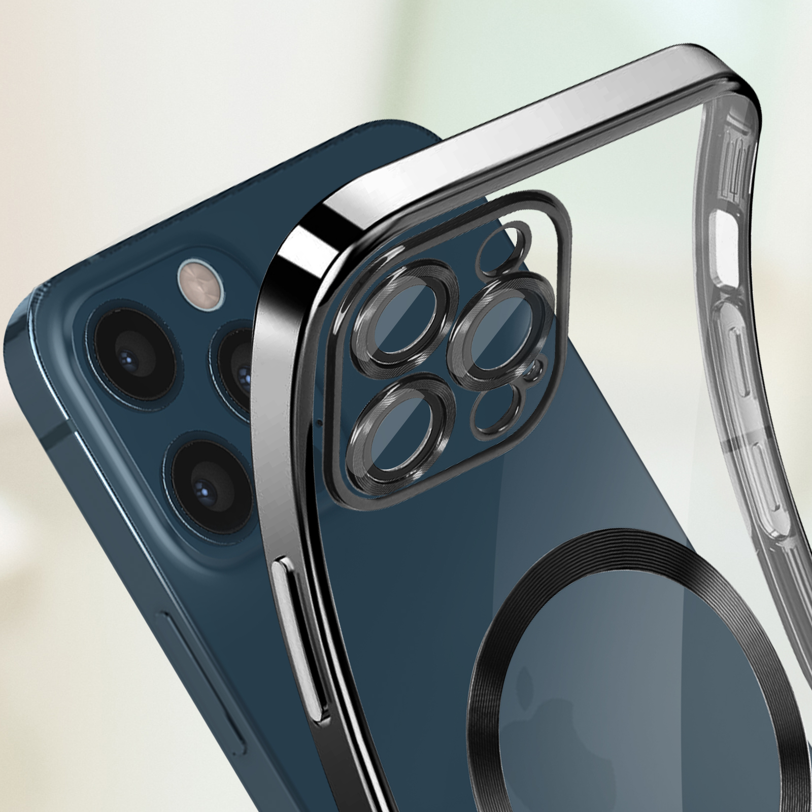 Eine transparente Handyhülle mit einem blauen Telefon darin. Die Hülle hat einen Metallrahmen. Der Hintergrund ist unscharf.