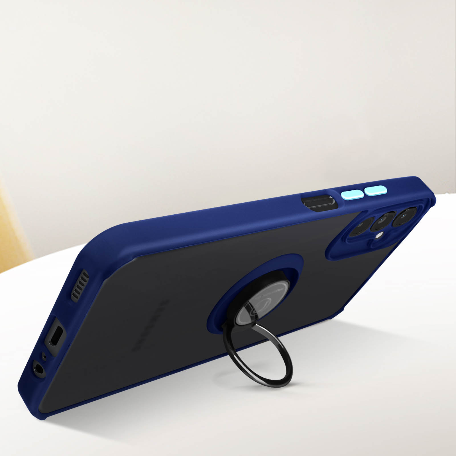 Custodia blu per telefono con supporto ad anello, su sfondo bianco, vista angolata.
