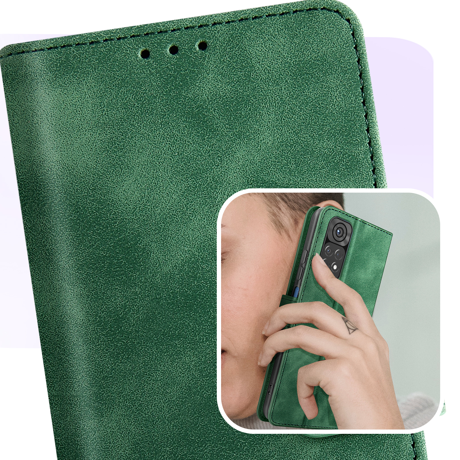 Una persona tiene in mano una custodia verde per telefono con un telefono dentro, vicino all'orecchio. Un primo piano.
