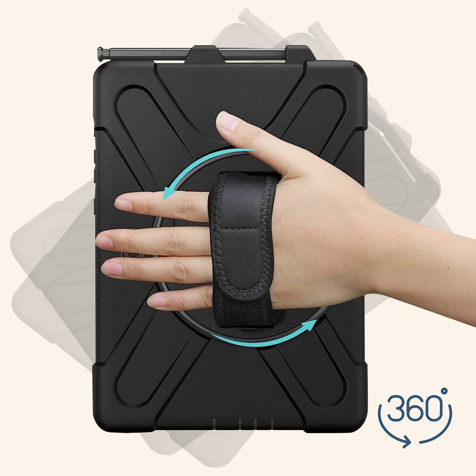 Tablethülle mit Handschlaufe. Schwarze Hülle. Hand dreht die Hülle. Neutraler Hintergrund.