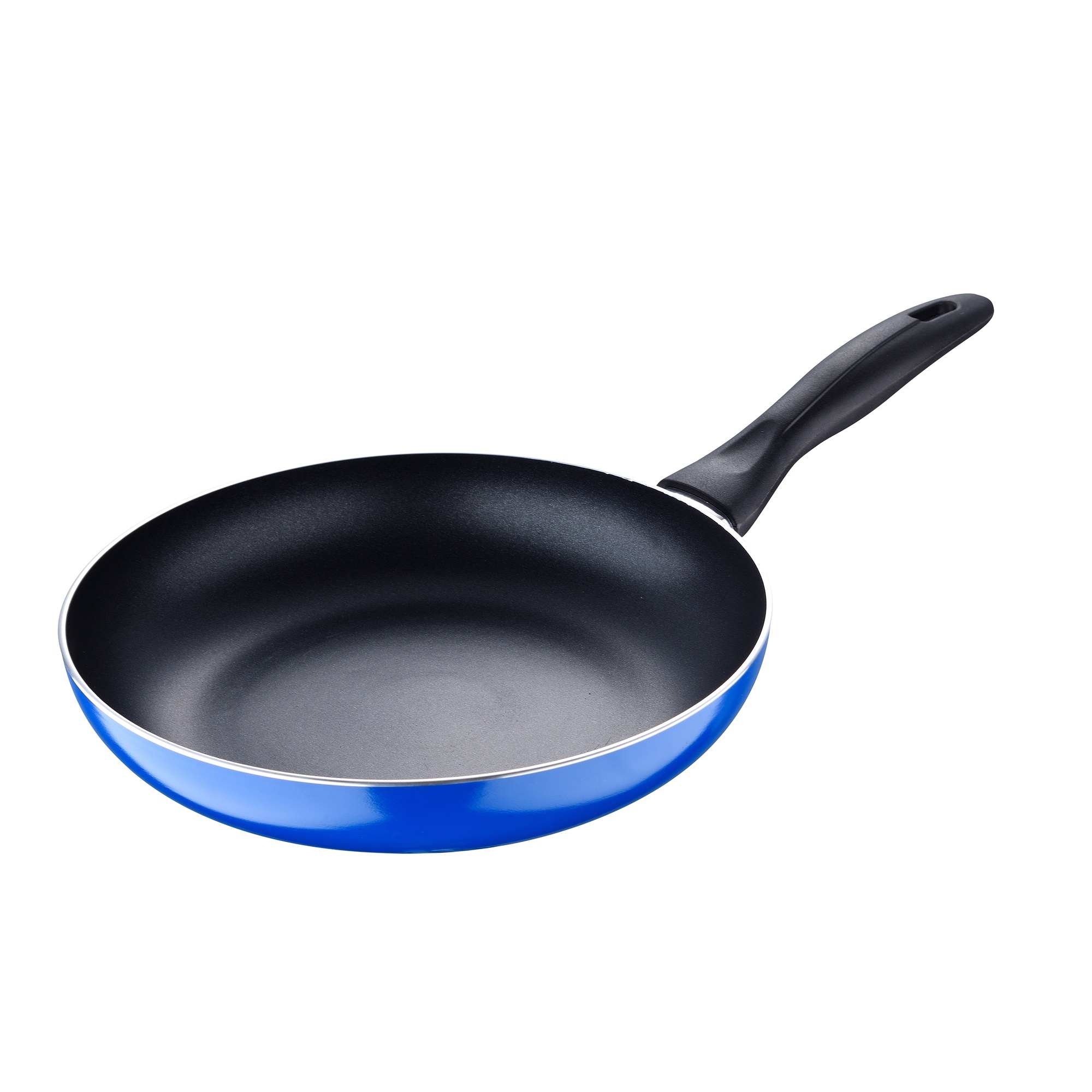 Sartén azul con mango negro. La sartén está sobre una superficie blanca.