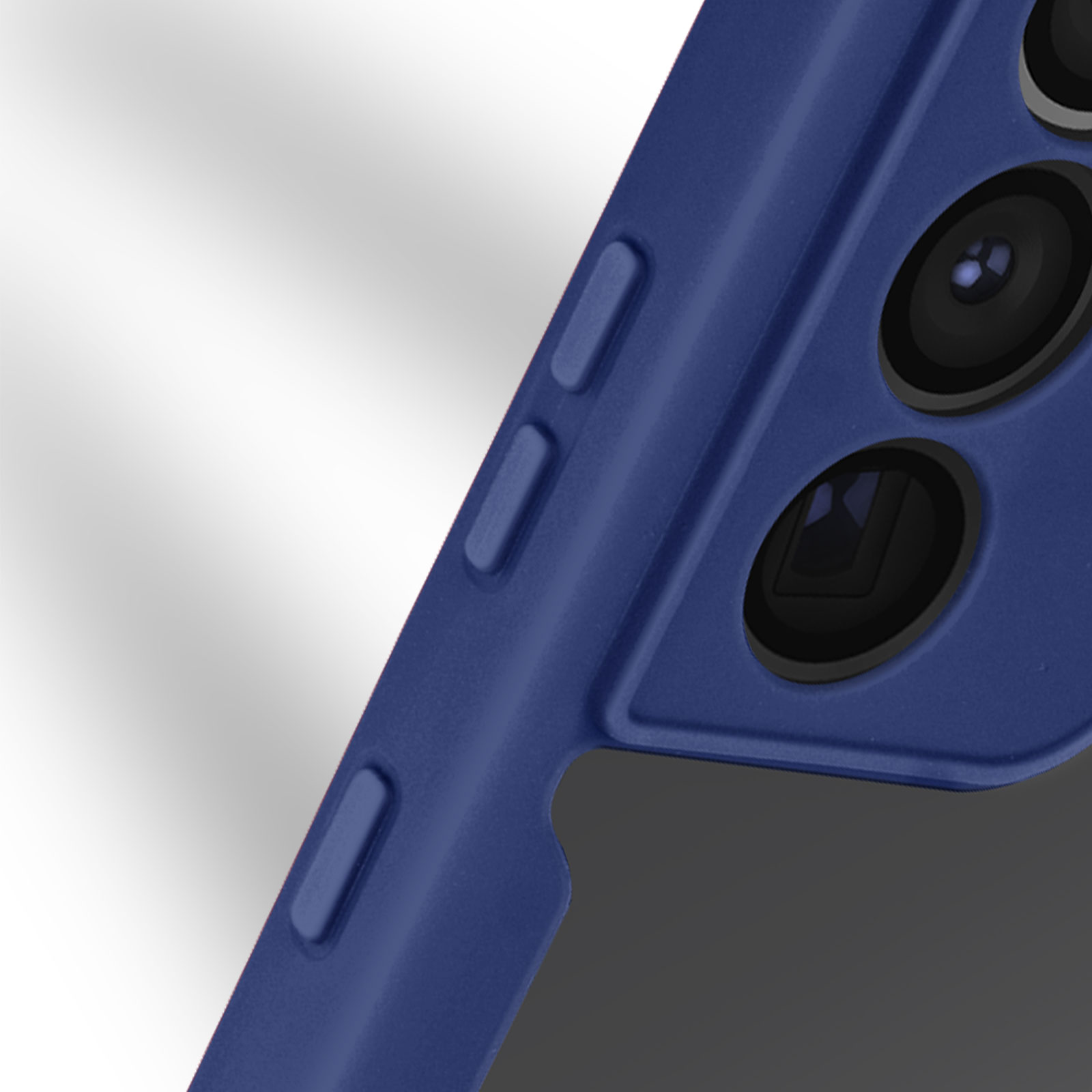 Un primo piano di una custodia blu per telefono con i pulsanti. La fotocamera del telefono è visibile.
