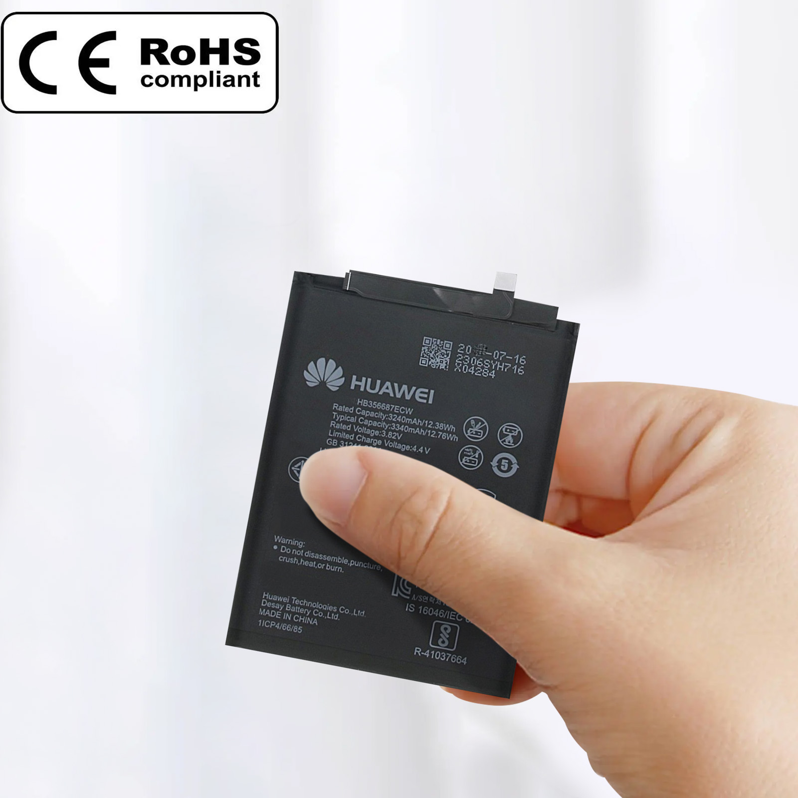 Batería Huawei con texto de advertencia y logo de cumplimiento RoHS.