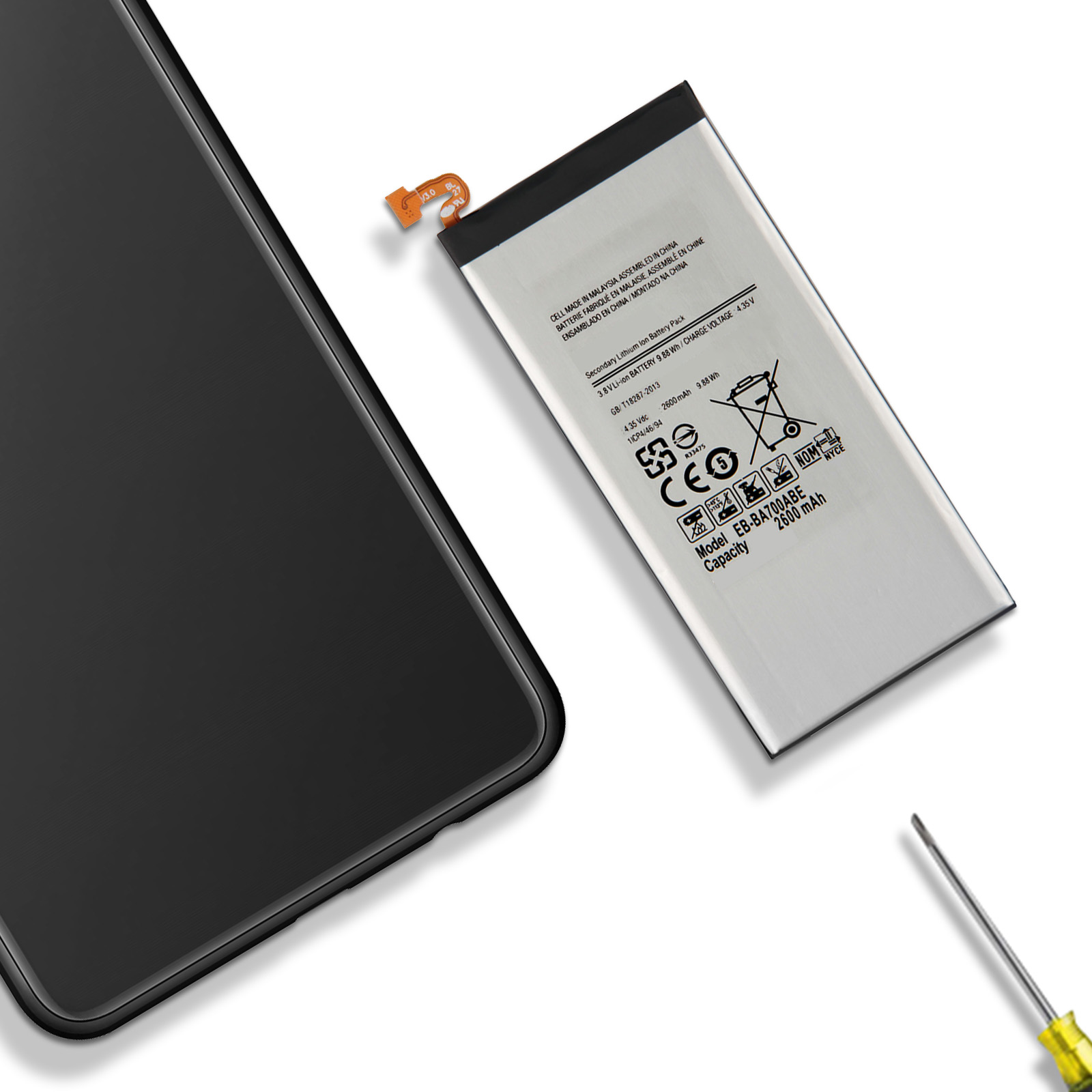 Ein schwarzes Telefon neben einem Akku mit Text. Ein Schraubendreher befindet sich in der unteren rechten Ecke.