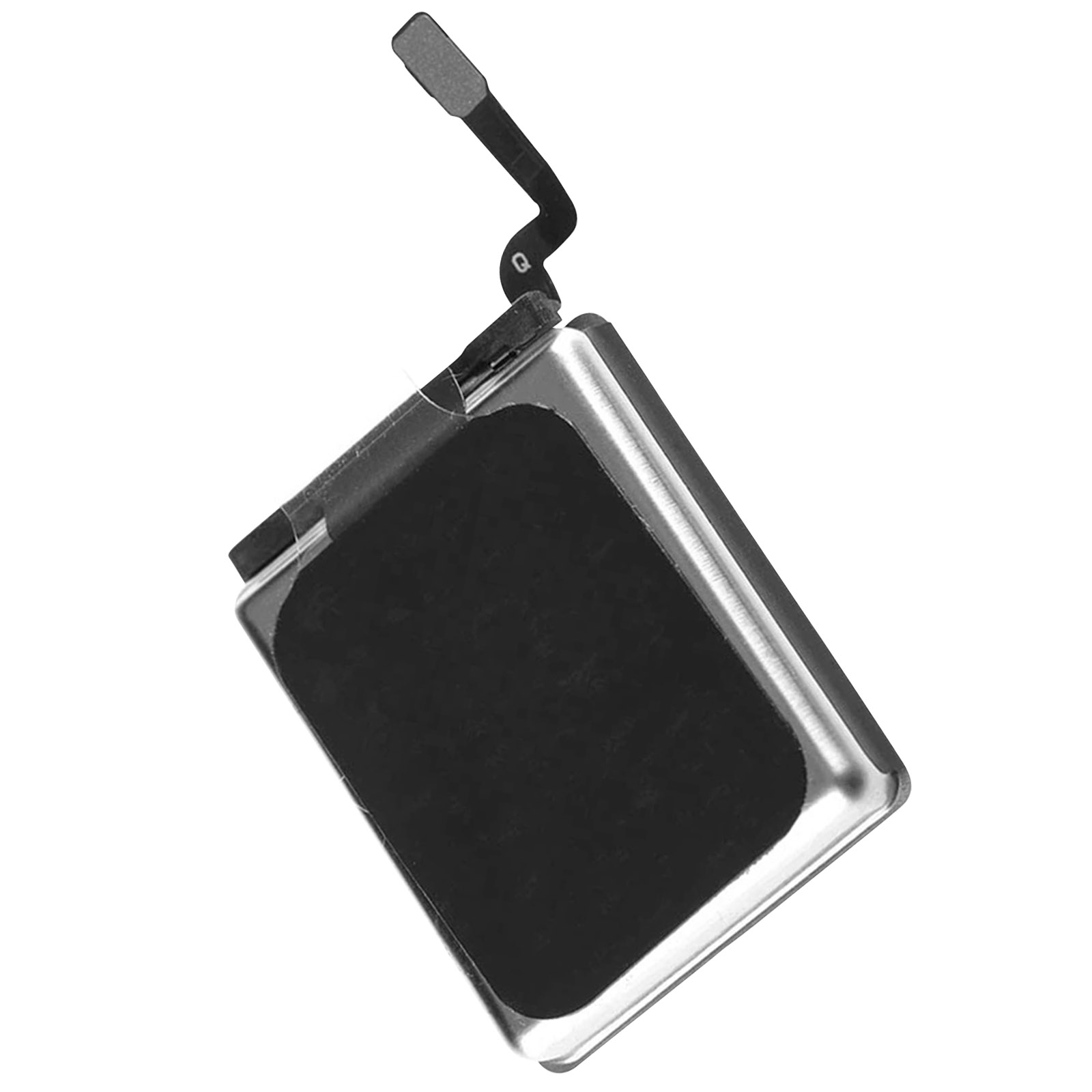 Eine schwarze Telefonbatterie, die die Oberseite der Batterie auf weißem Hintergrund zeigt.