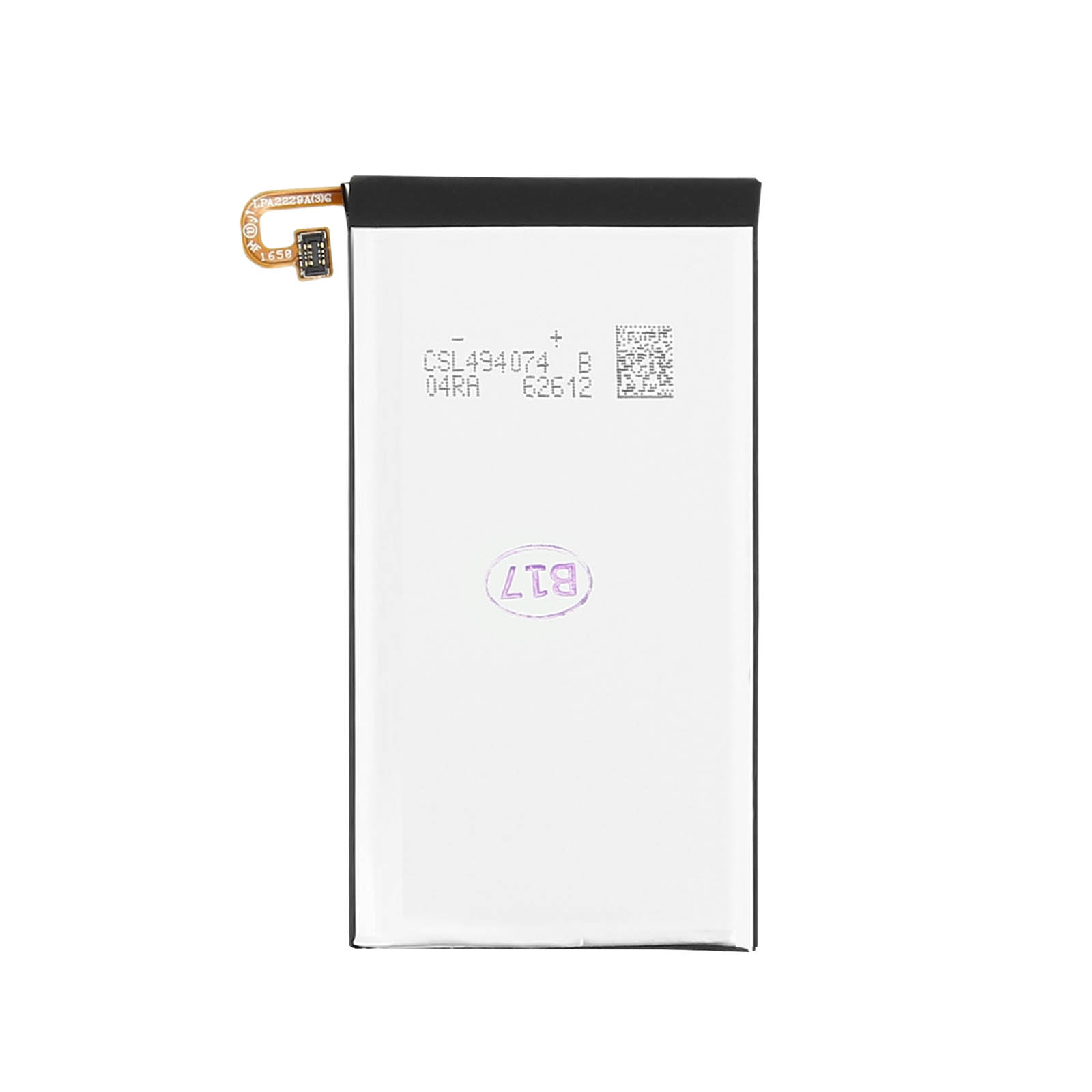 Batteria del telefono con testo e adesivo. Posizionata su sfondo bianco.