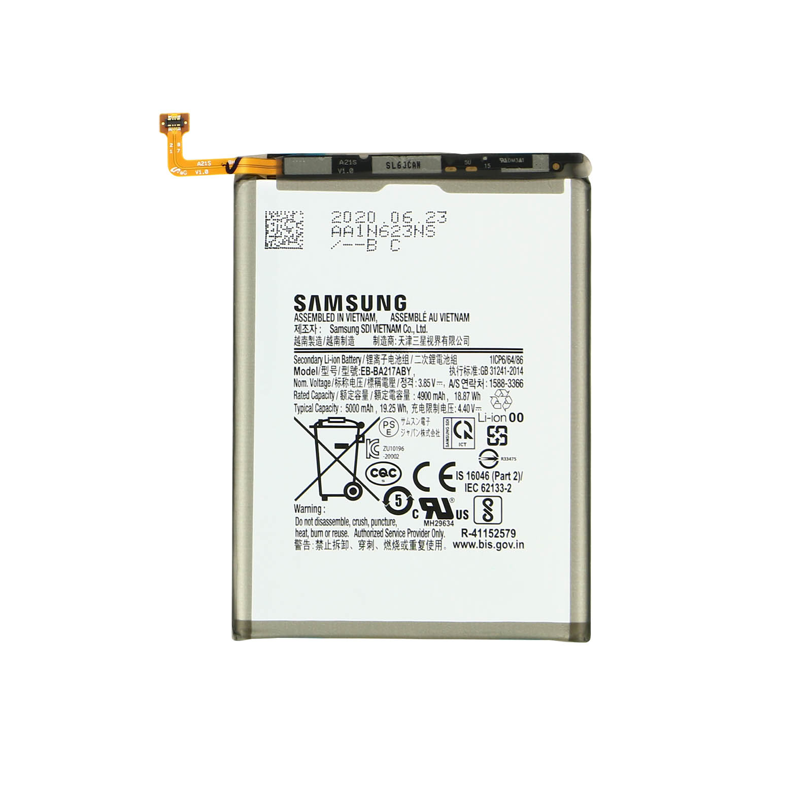 Batterie avec étiquette, montrant le logo Samsung, les avertissements et les informations techniques, avec un câble.