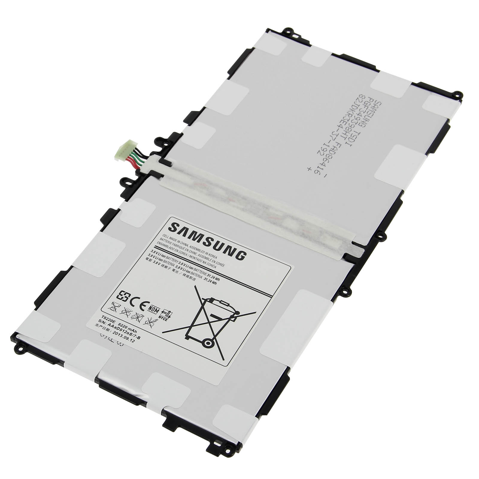 Batterie de tablette avec étiquettes et texte, fond blanc.