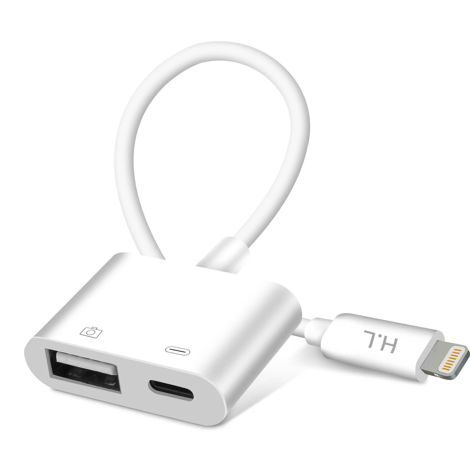 Adaptateur blanc avec ports USB et Lightning. Câble blanc. H.L. est écrit sur le Lightning.