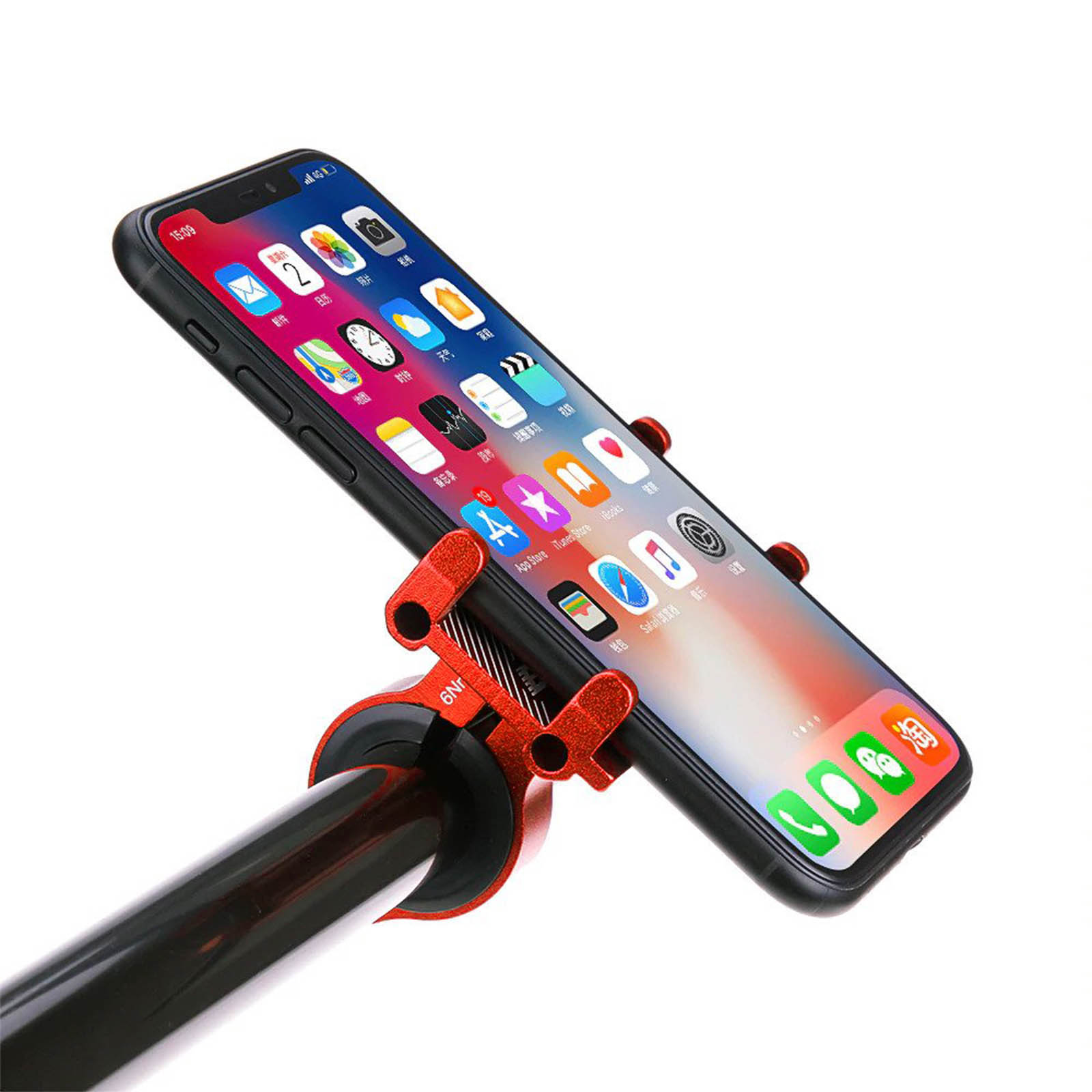 Uno smartphone in un supporto rosso per telefono montato su una barra nera. Il telefono mostra icone di app.