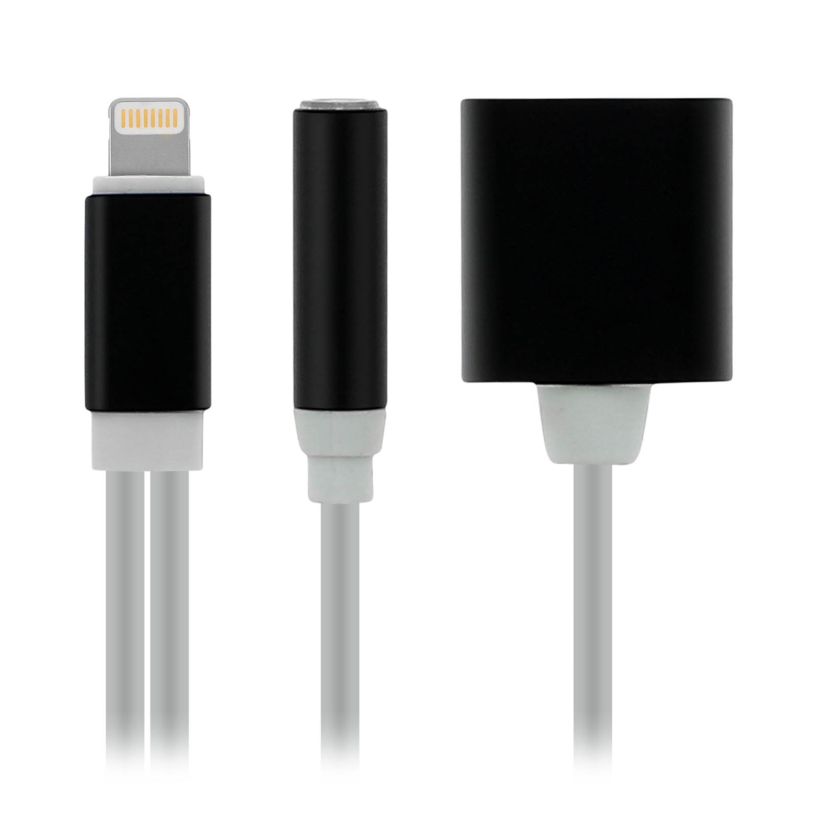 Tres adaptadores de audio. Son blancos y negros con un conector plateado.