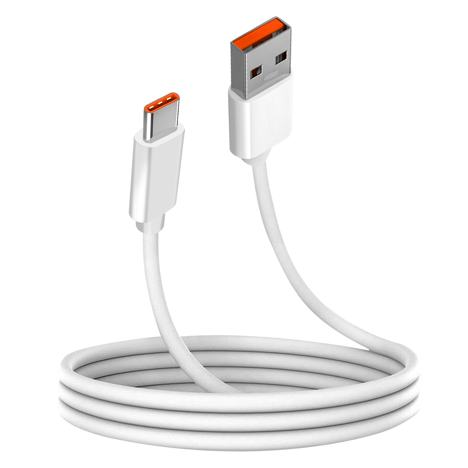 Ein weißes USB-zu-USB-C-Kabel, auf weißem Hintergrund gerollt, orangefarbener Stecker.