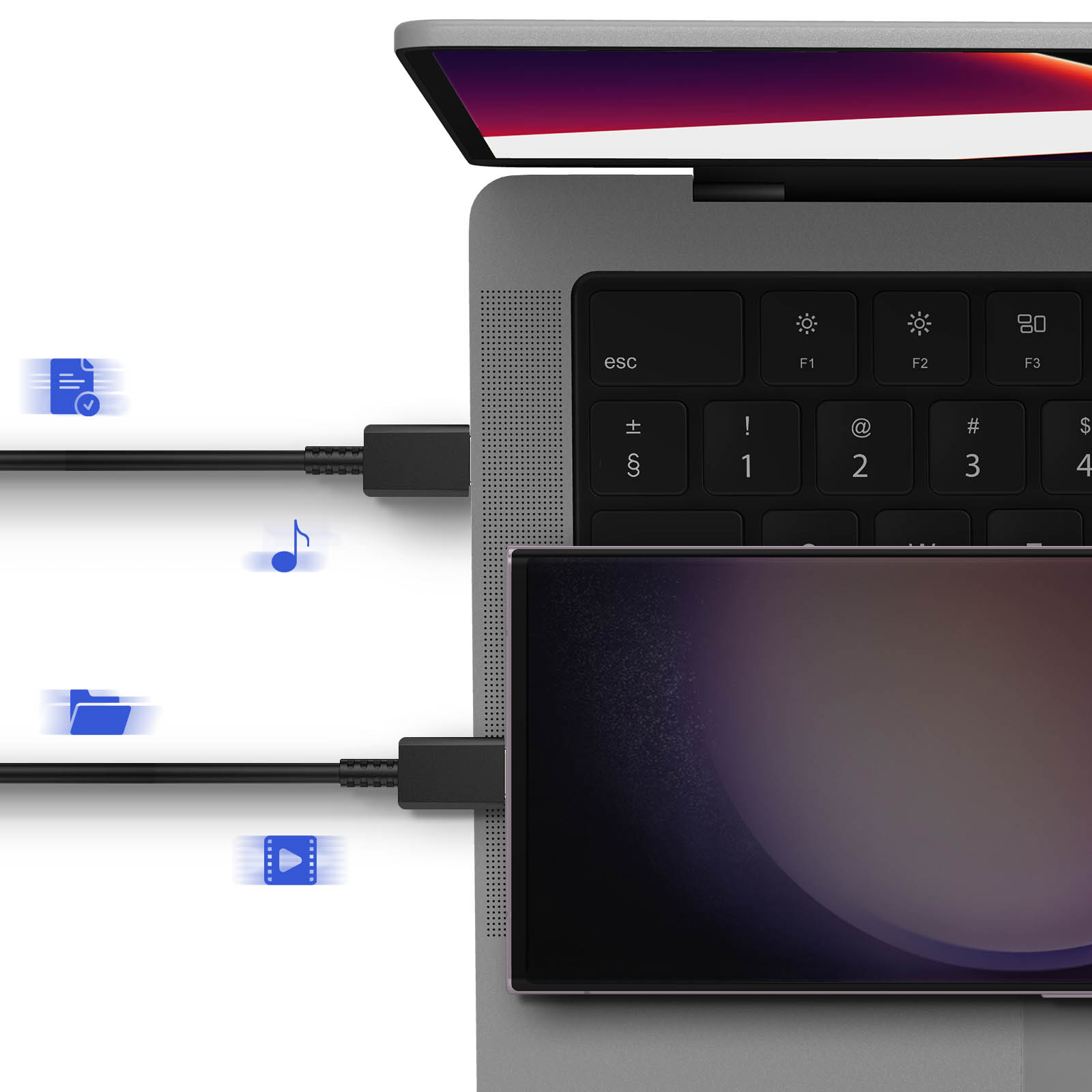 Laptop con cavo collegato a un telefono. Icone per documento, musica, video e file.