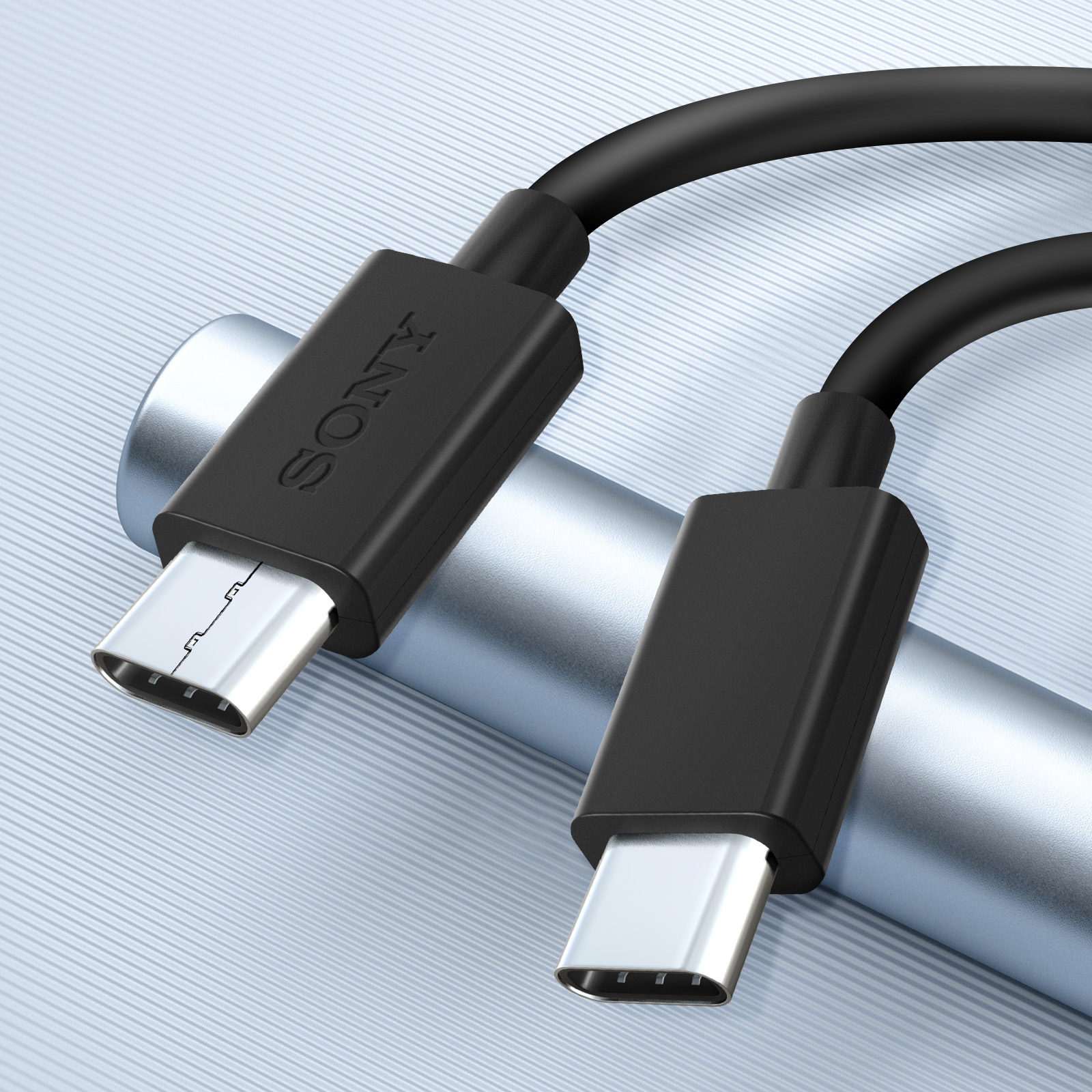 Due cavi USB-C neri con loghi Sony.