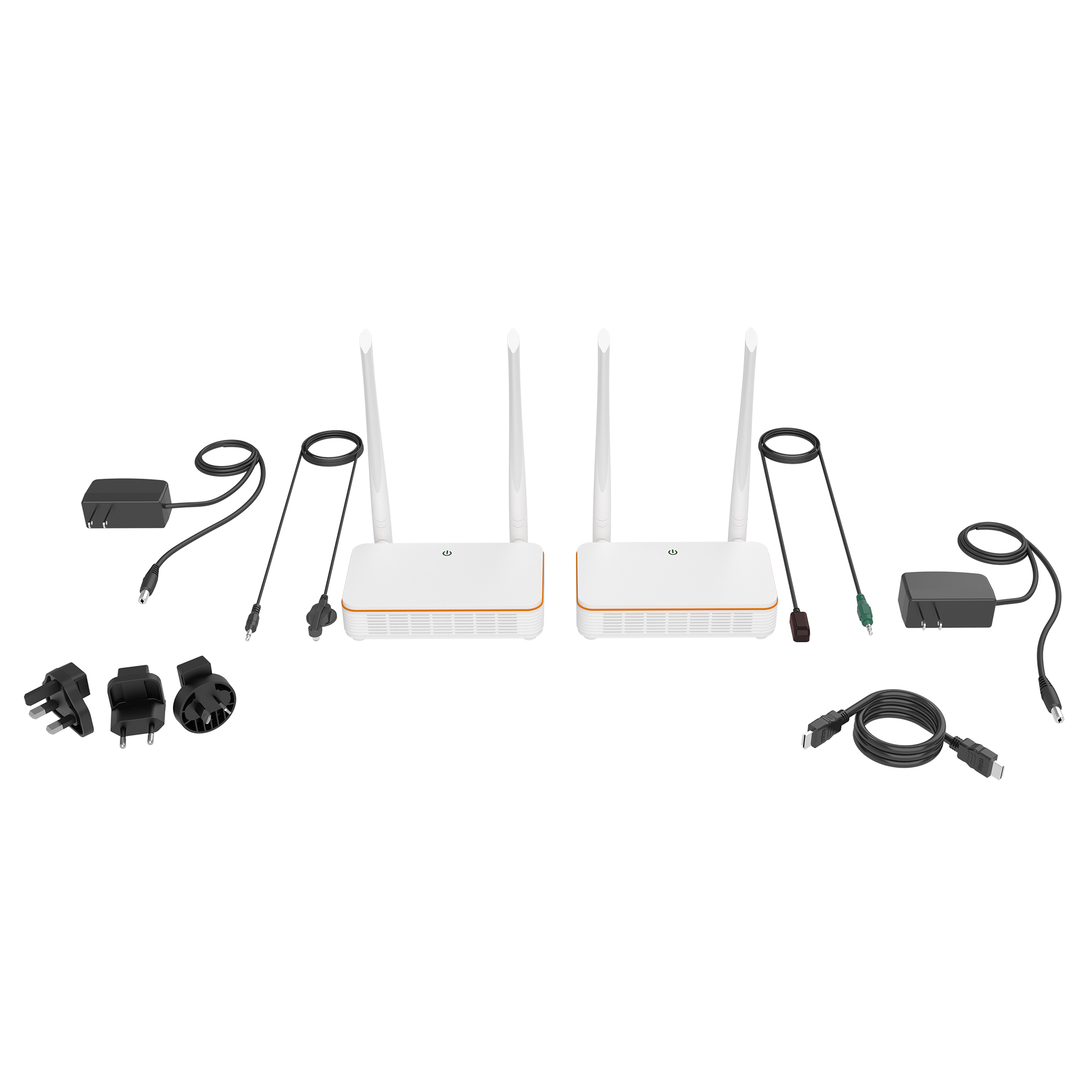 Zwei weiße Router mit Antennen und Netzkabeln, zusammen mit verschiedenen Steckern.