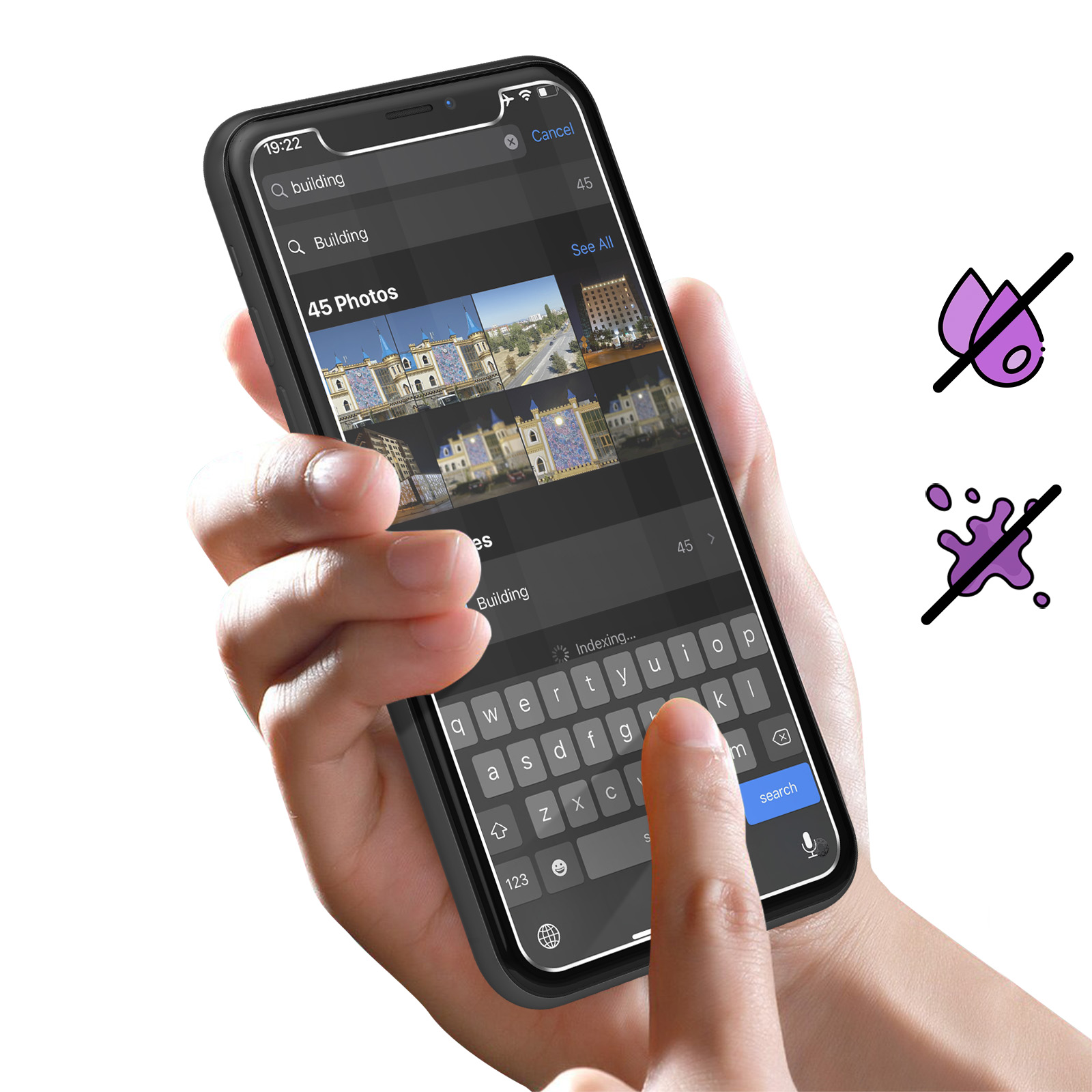Persoon gebruikt telefoon met schermbeschermer, 45 foto's, water- en vlekbestendige iconen.