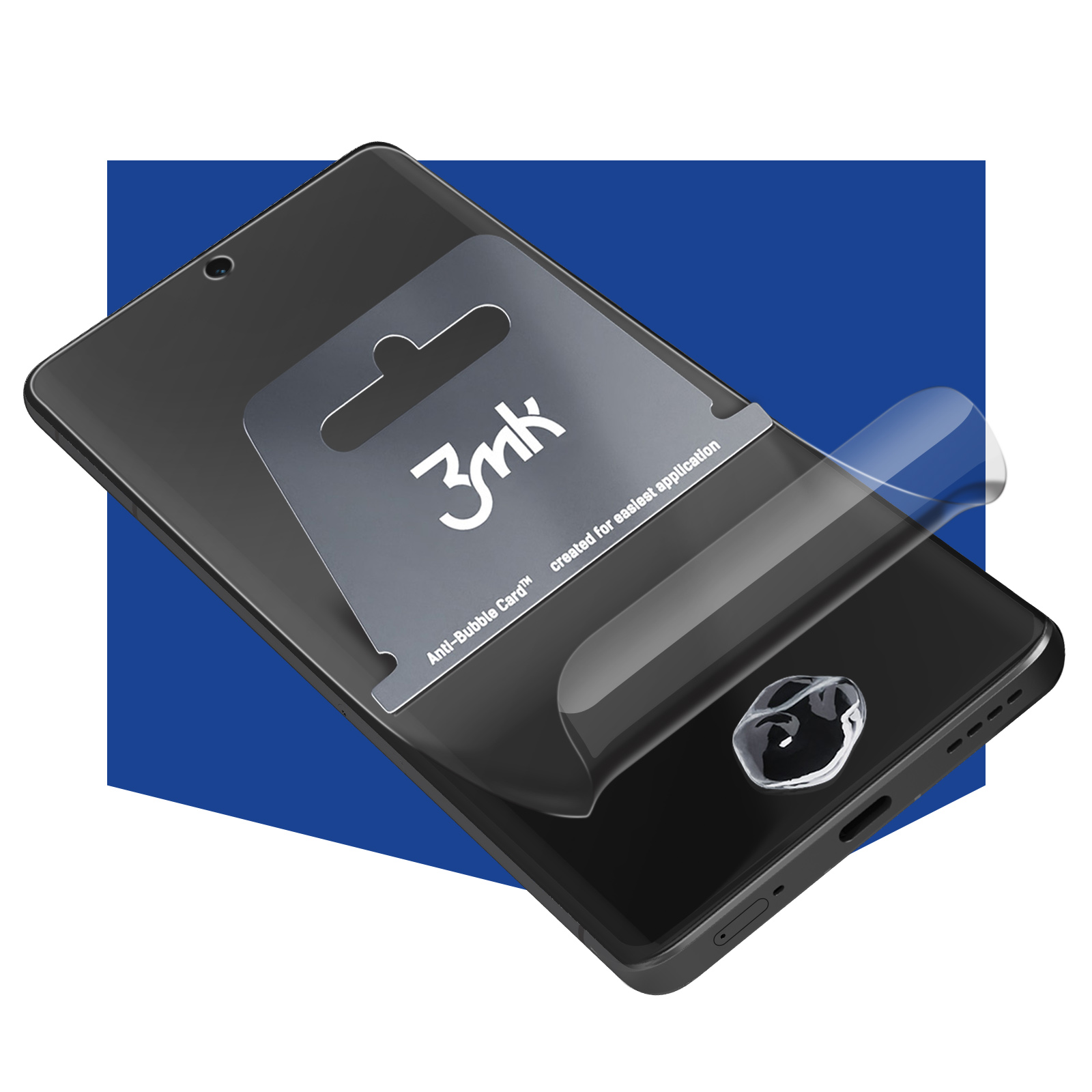 Un telefono con una protezione per lo schermo in fase di applicazione. Uno sfondo blu evidenzia il telefono e la protezione.