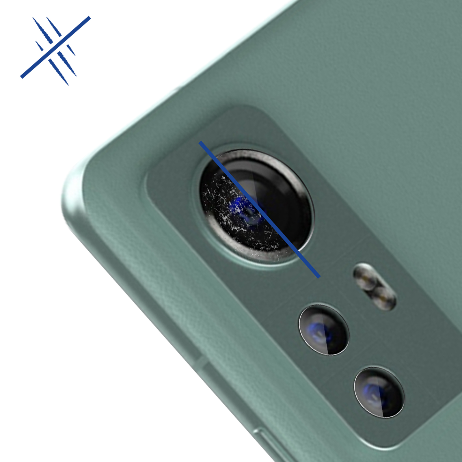 Retro di uno smartphone con modulo fotocamera. Il telefono è verde-acqua, con tre lenti e un flash. Una linea blu attraversa l'obiettivo.